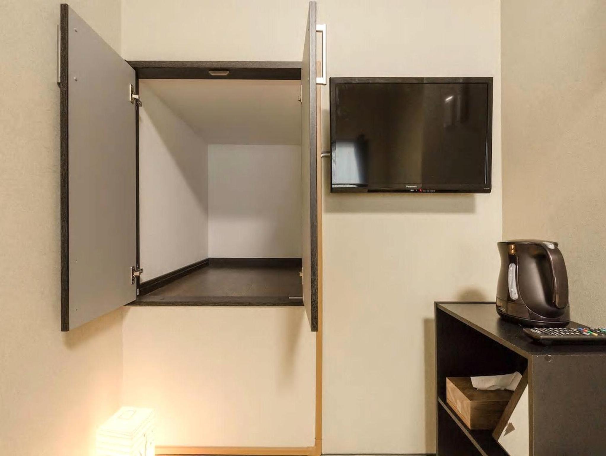 Japanese-Style Townhouse - Photo 29