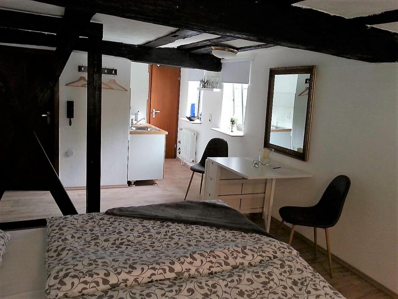 Apartment with Shower - Photo 4
