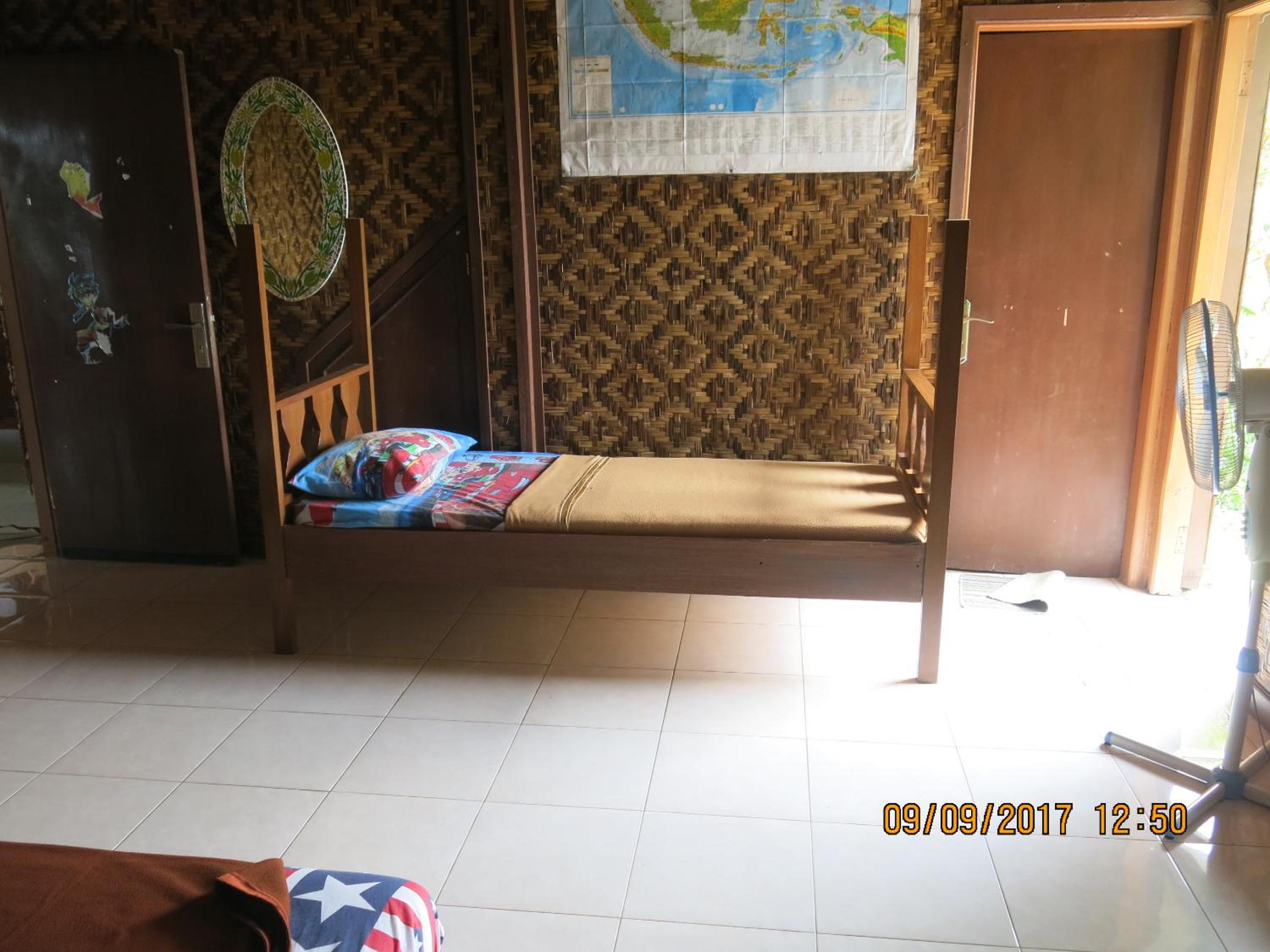 Three-Bedroom House - Photo 22