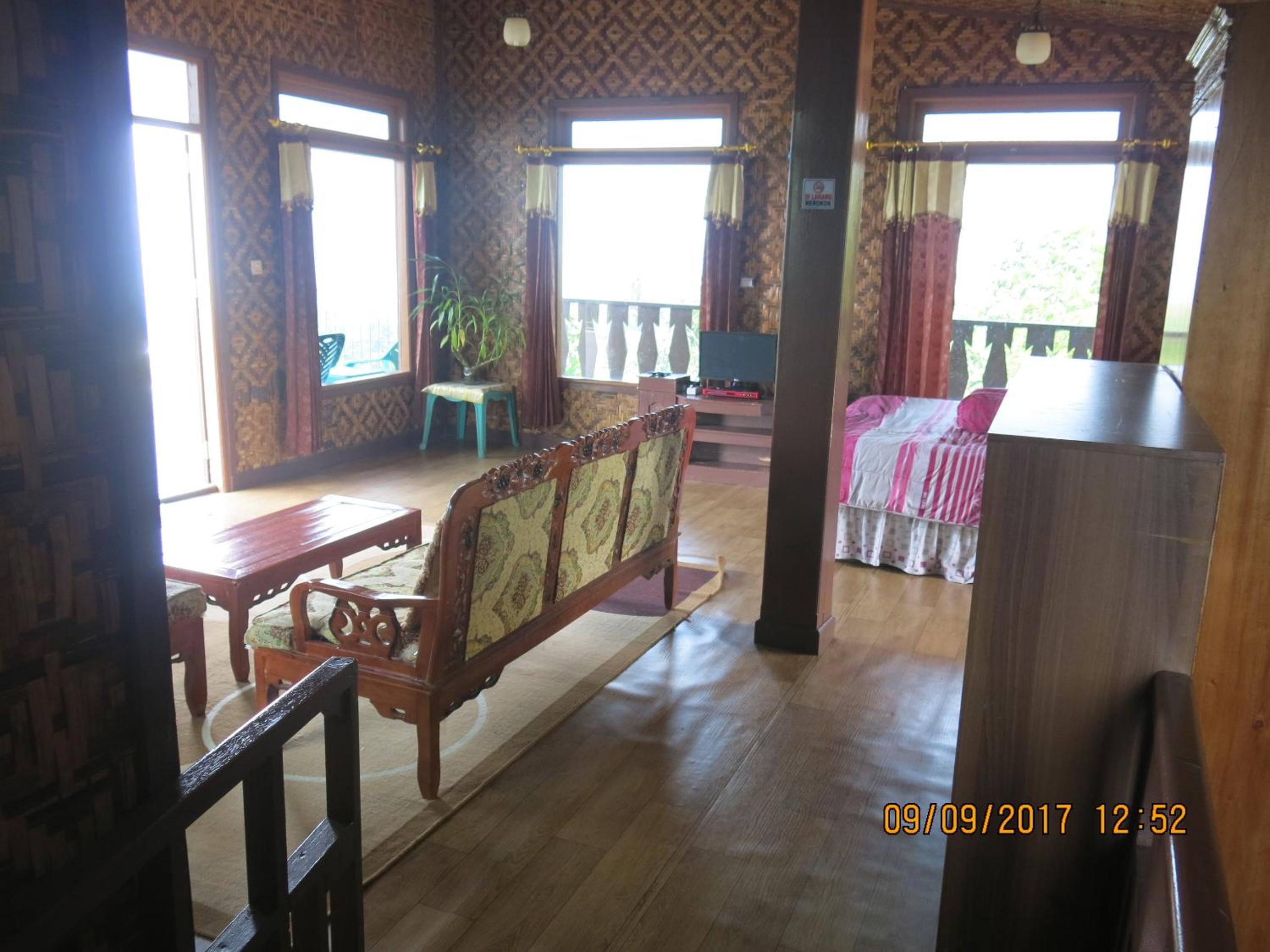 Three-Bedroom House - Photo 16