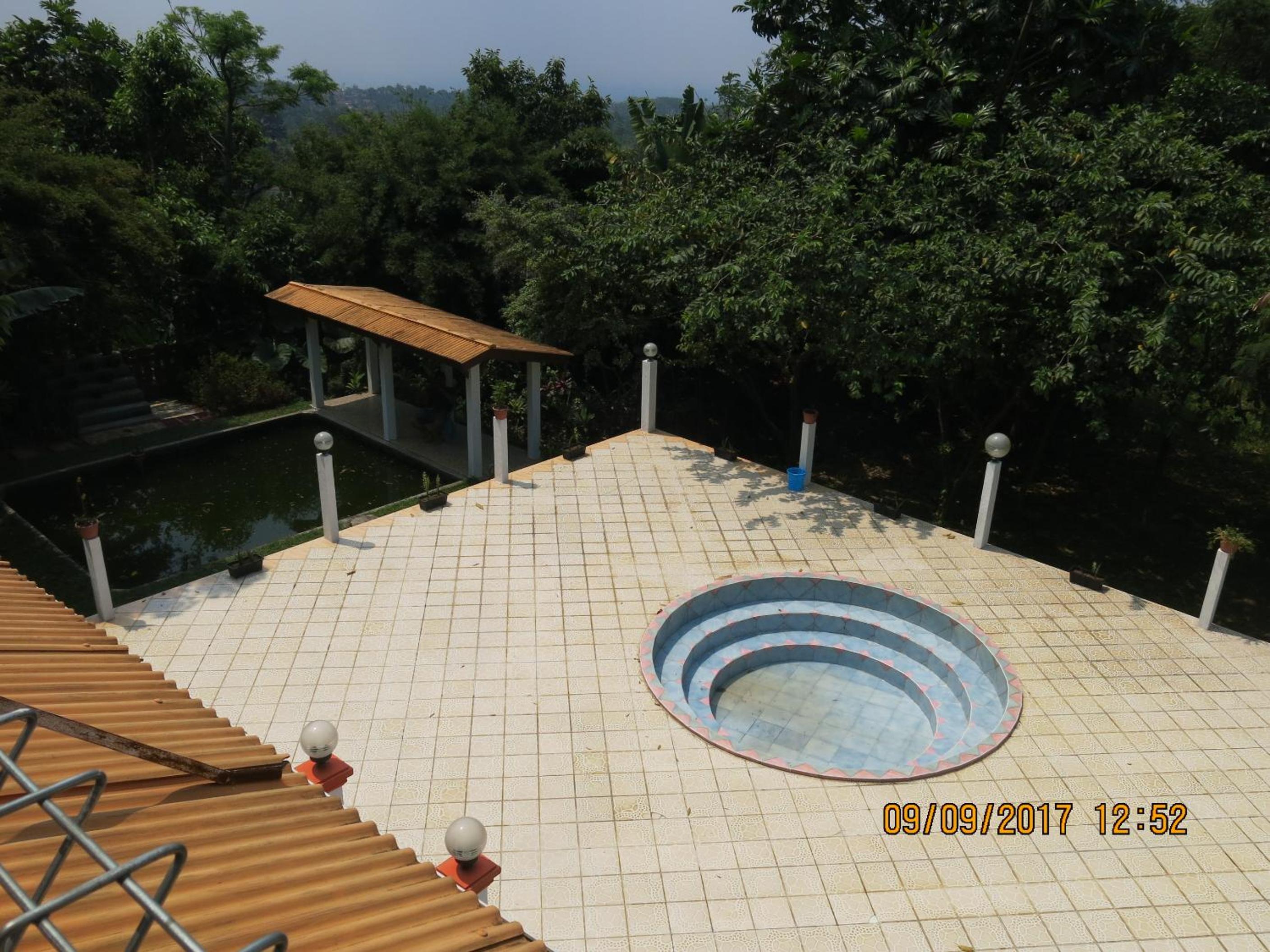 Three-Bedroom House - Photo 13