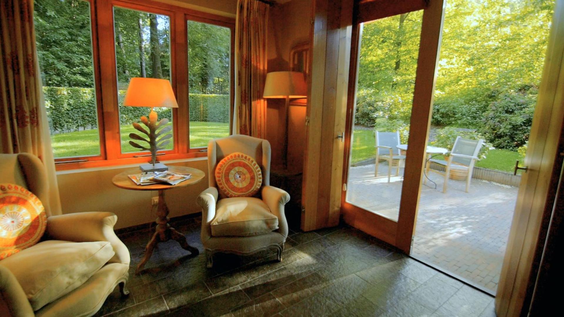 Deluxe Room - Photo 6
