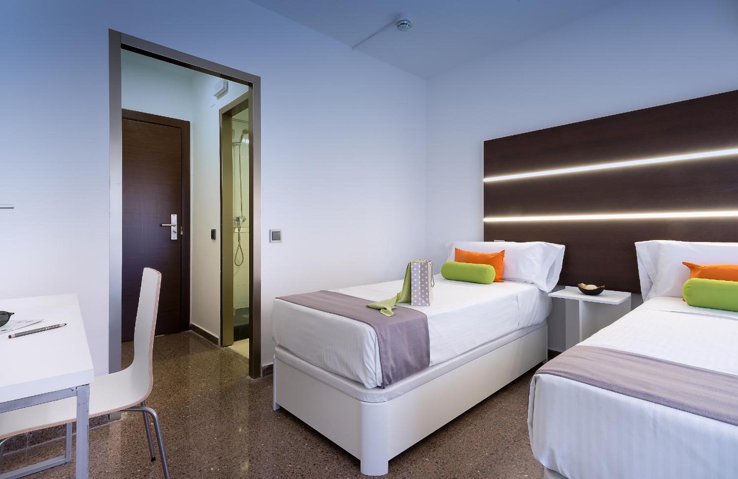 Double Room with Balcony photo 2