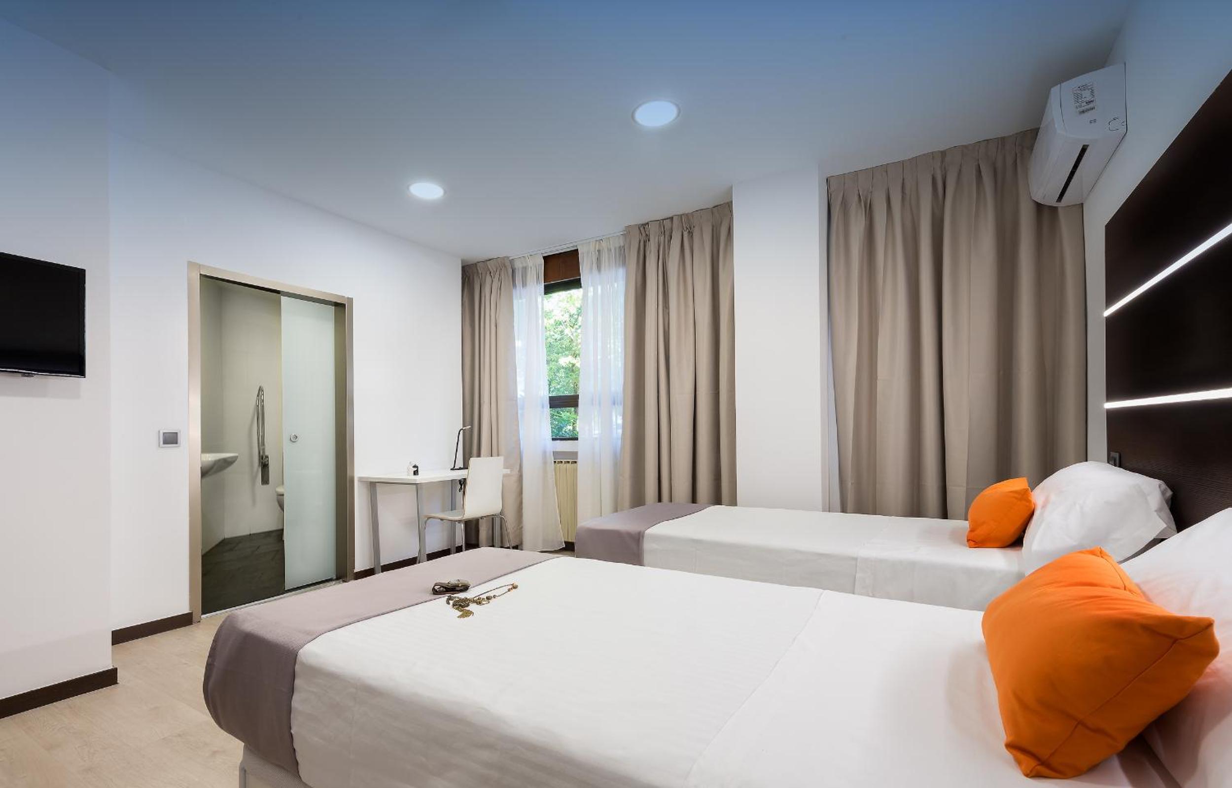 Double Room photo 2