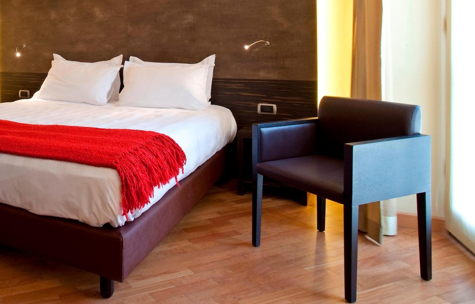 Comfort Double Room - Non-Smoking - Photo 9