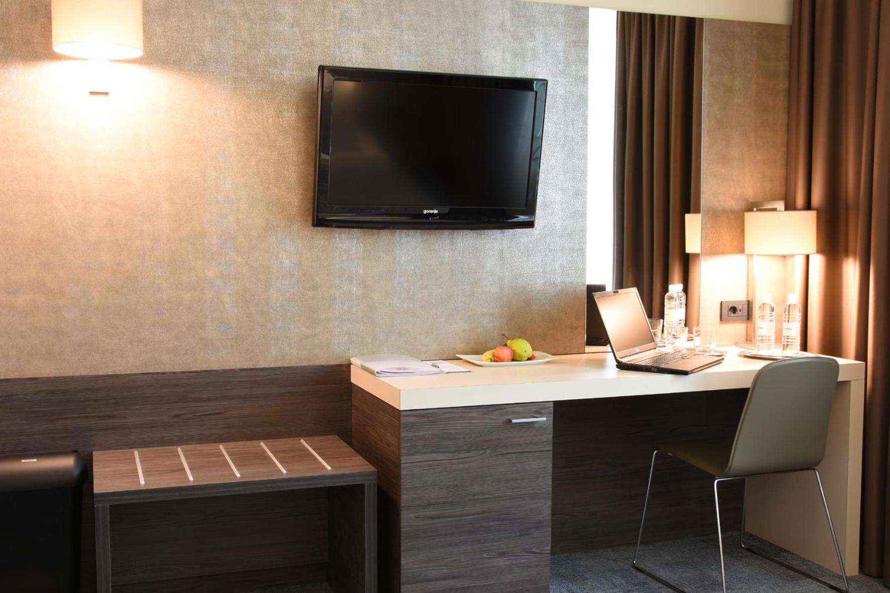Superior Double Room photo 3