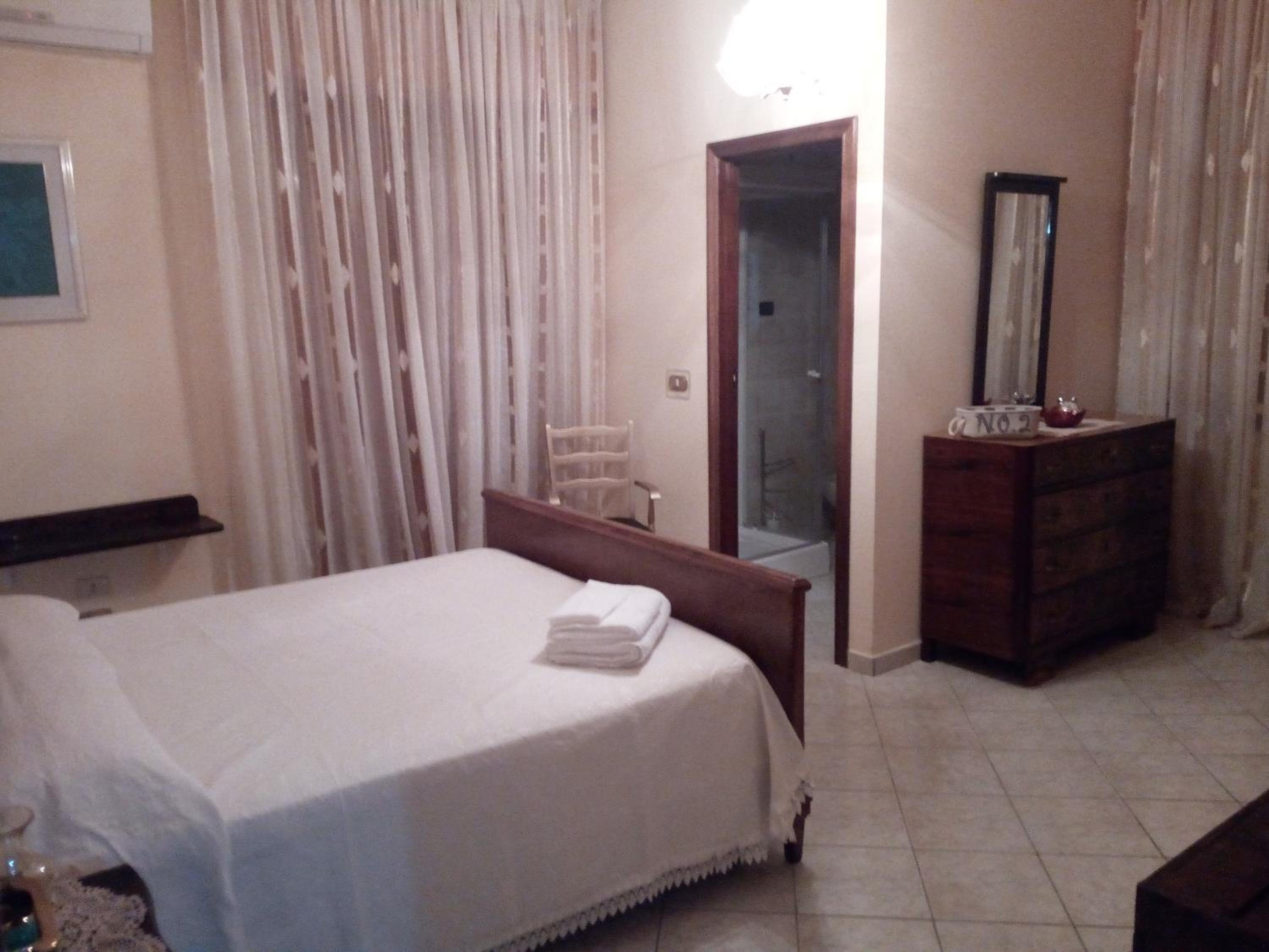 Deluxe Double Room with Balcony and Sea View photo 1