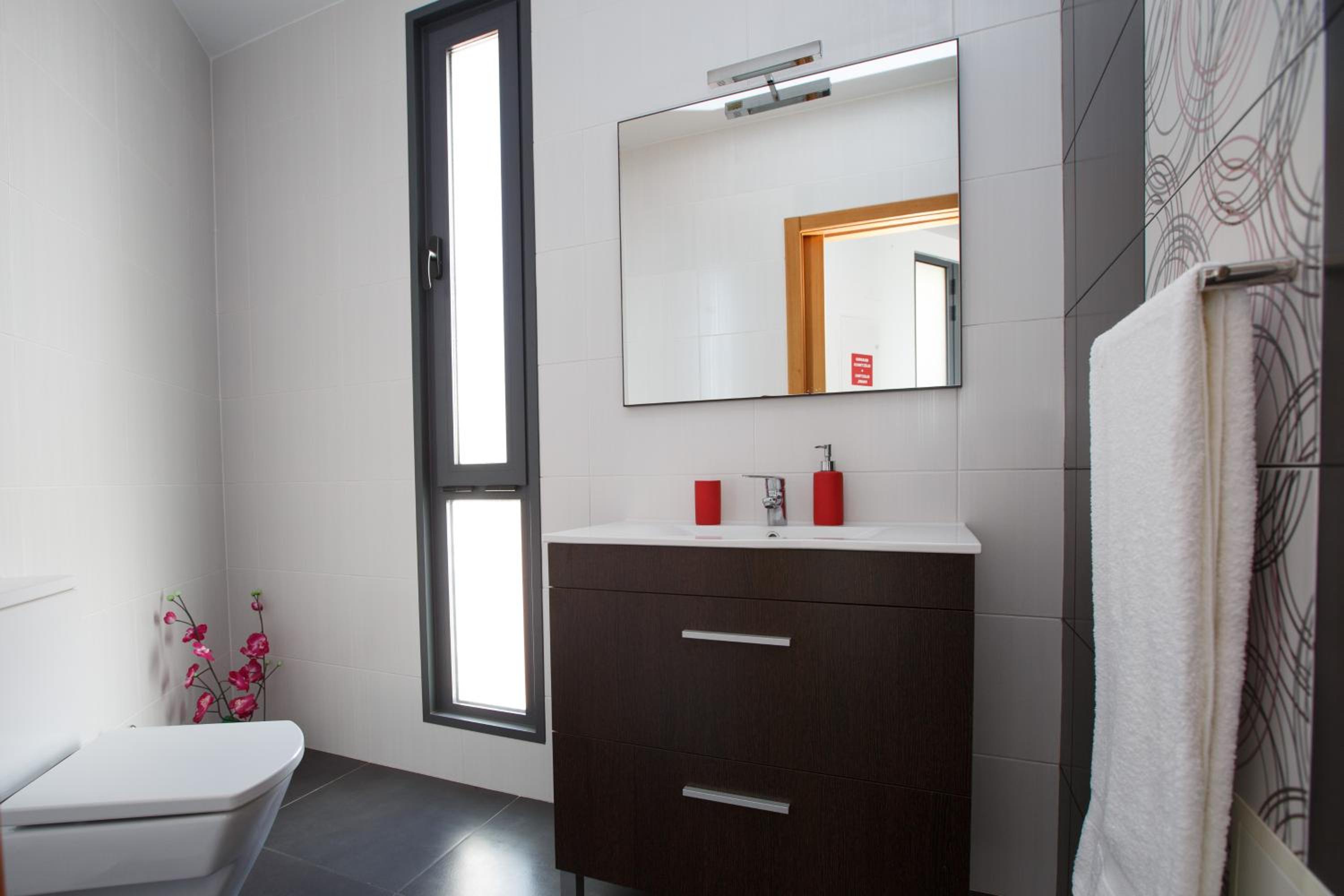 Three-Bedroom Villa photo 3