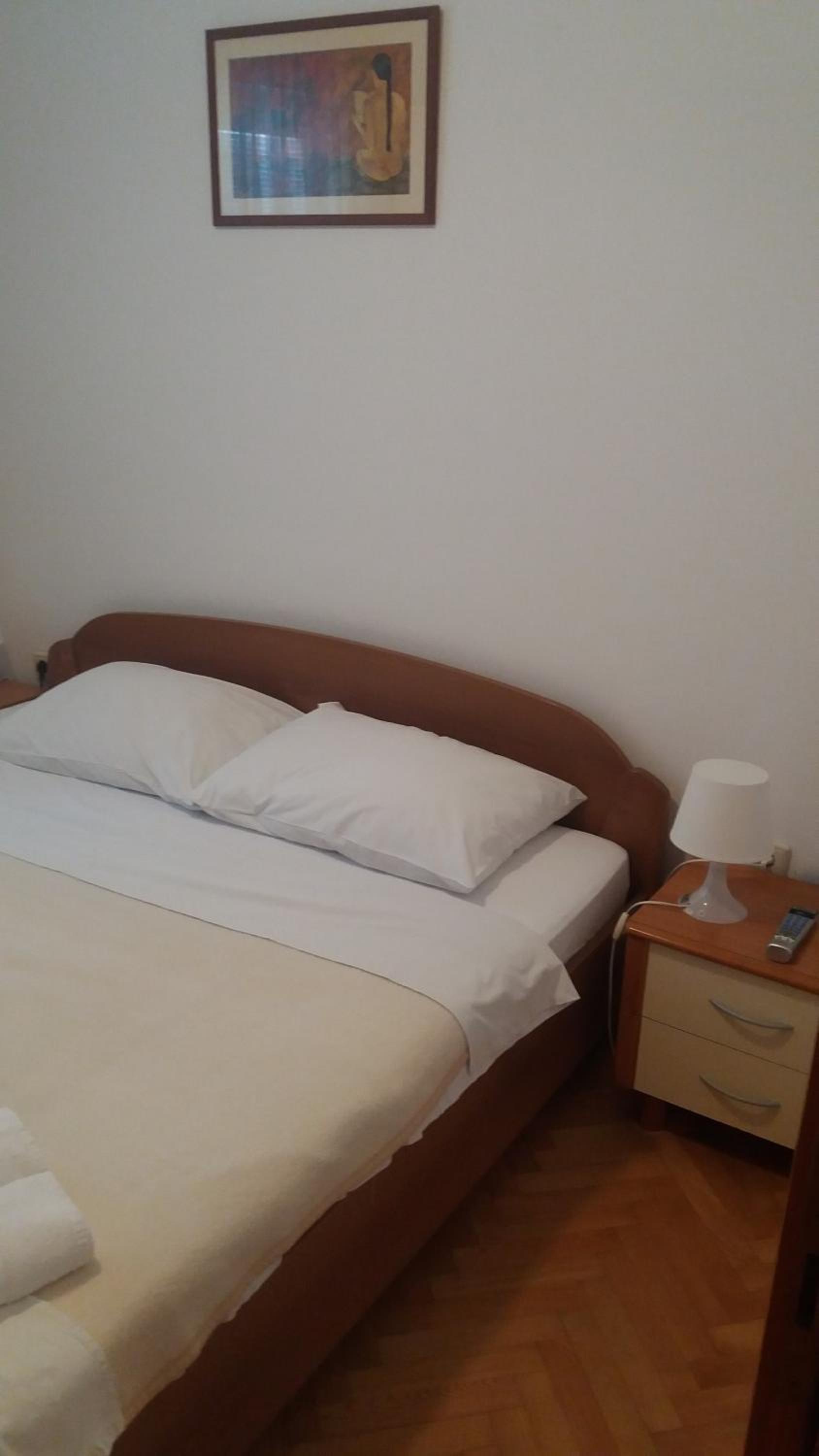 Double or Twin Room - Photo 11