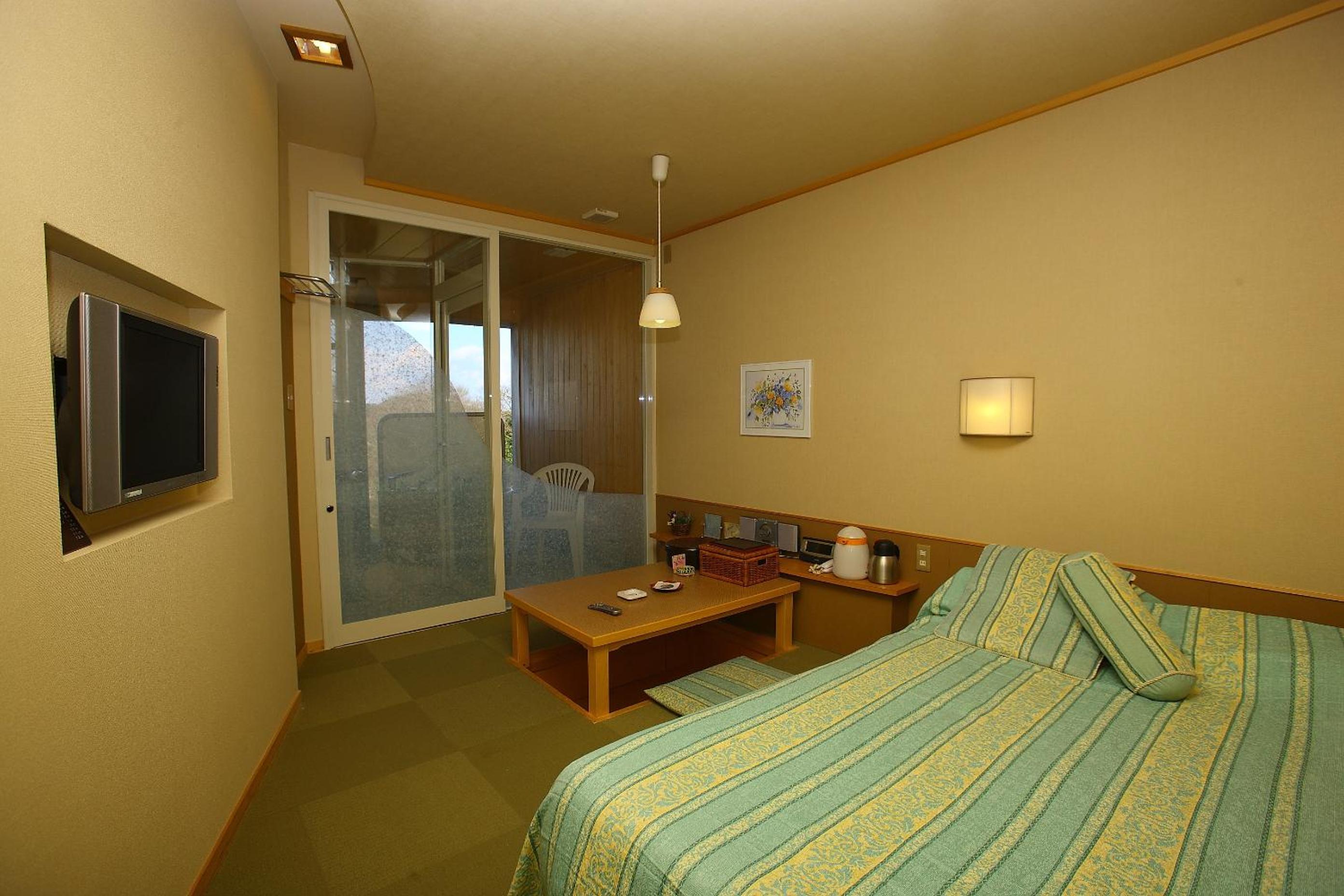 Single Room with Open Air Bath