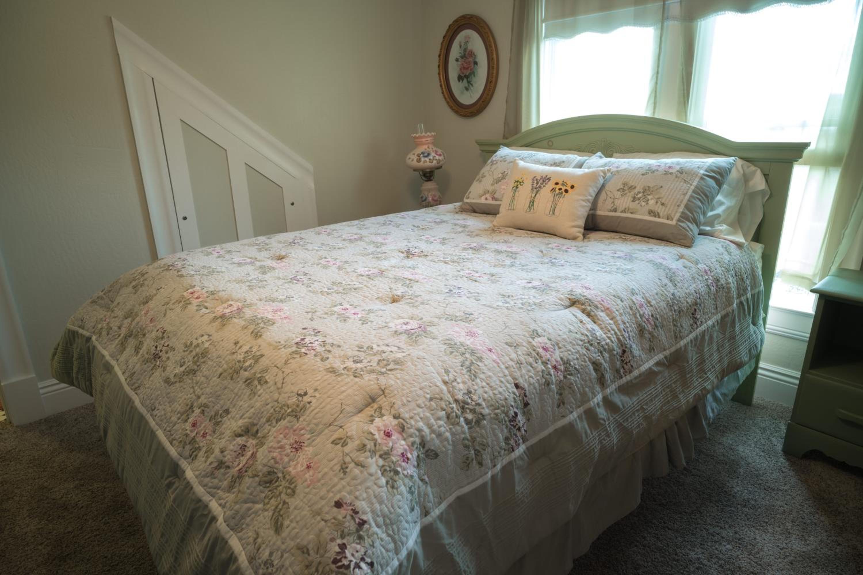 Deluxe Double Room with Bath photo 1