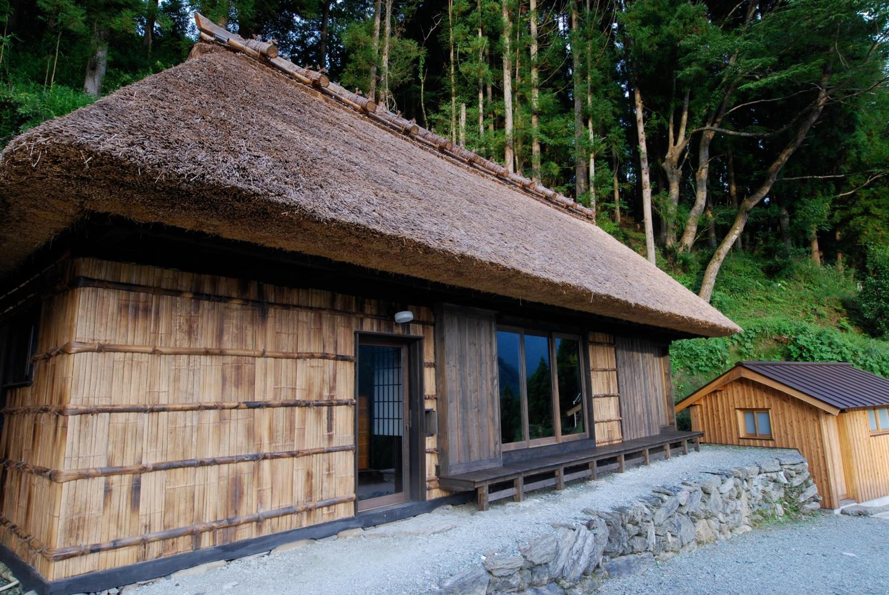 Japanese-Style Townhouse 3 photo 2