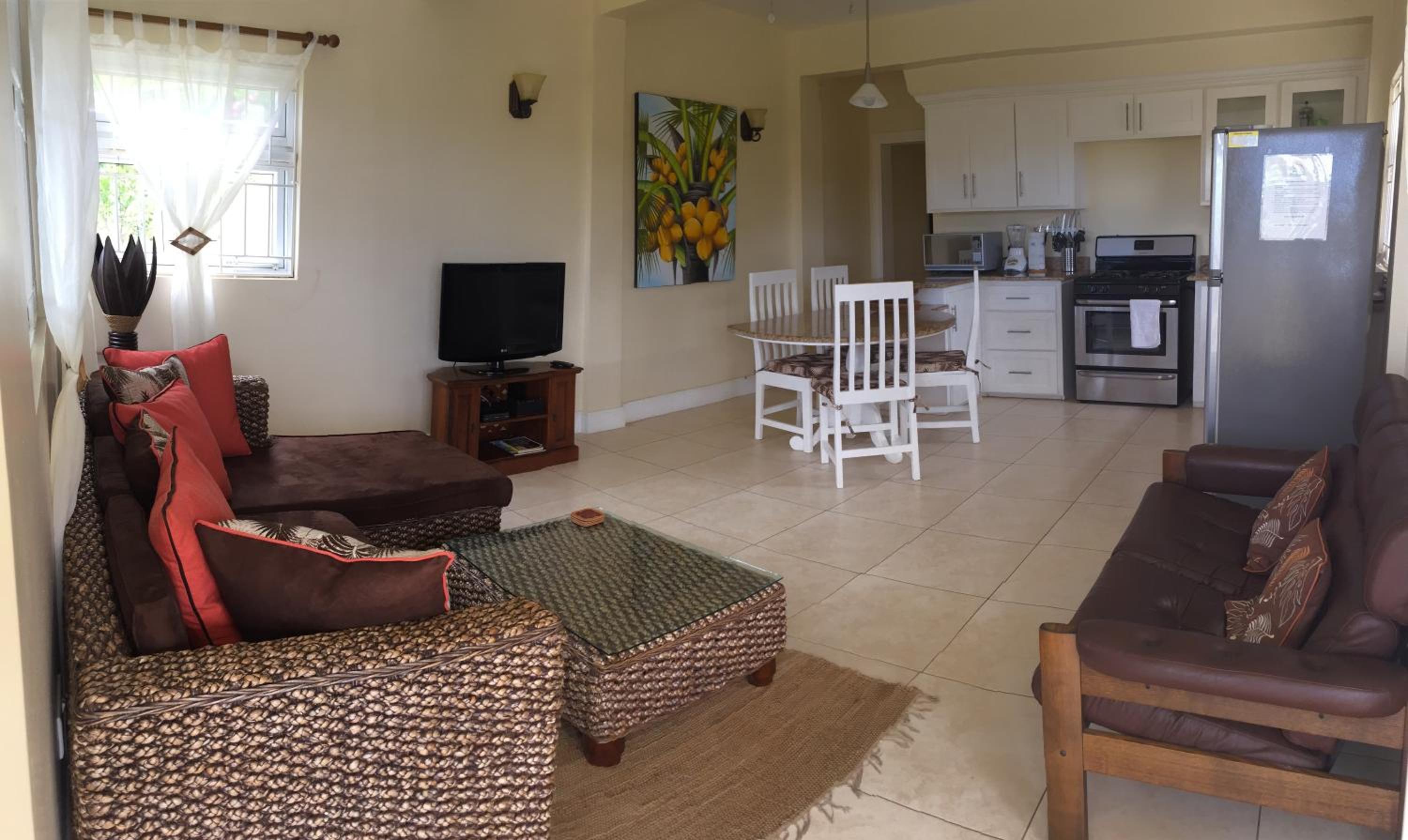 Two-Bedroom Apartment with Private Pool photo 1