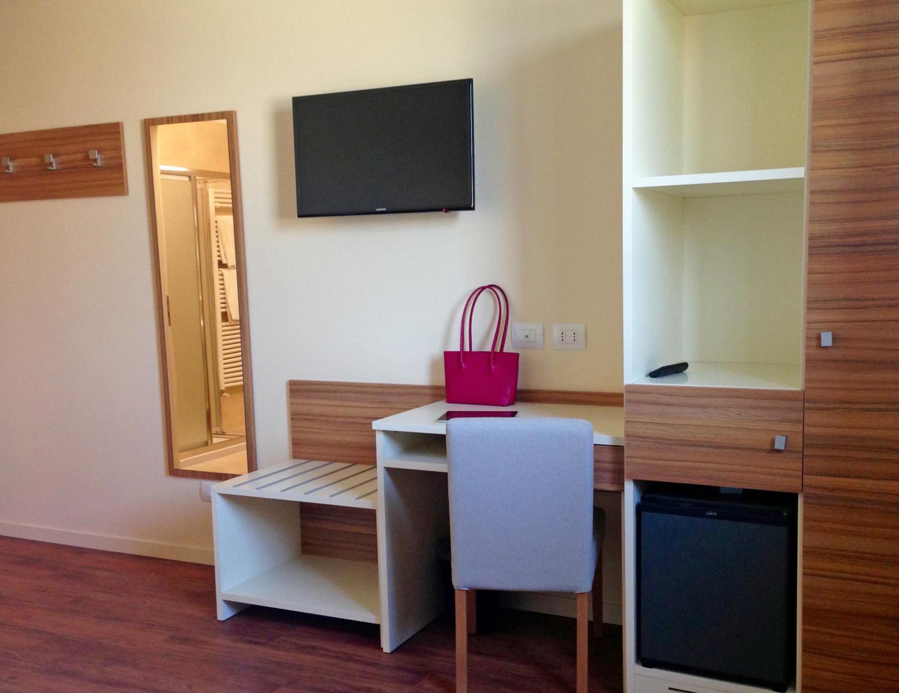 Standard Family Room photo 1