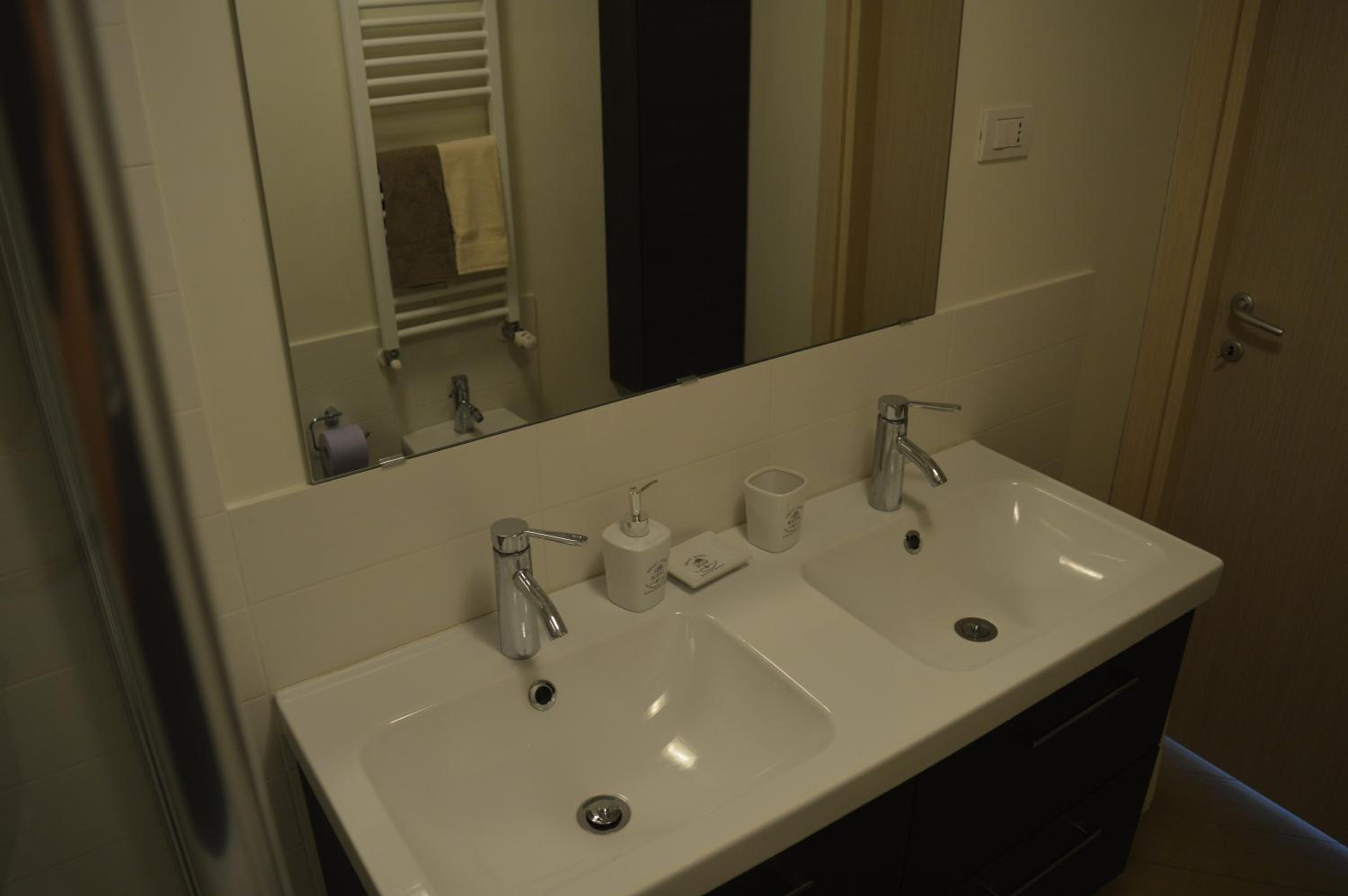 Apartment with Sea View - Photo 21