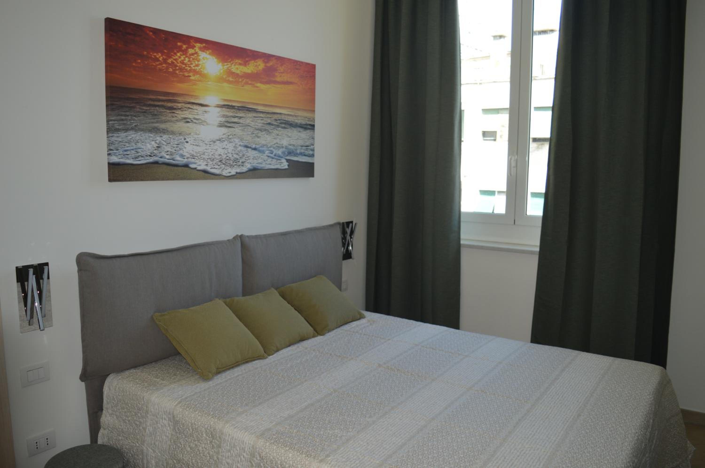 Apartment with Sea View - Photo 5