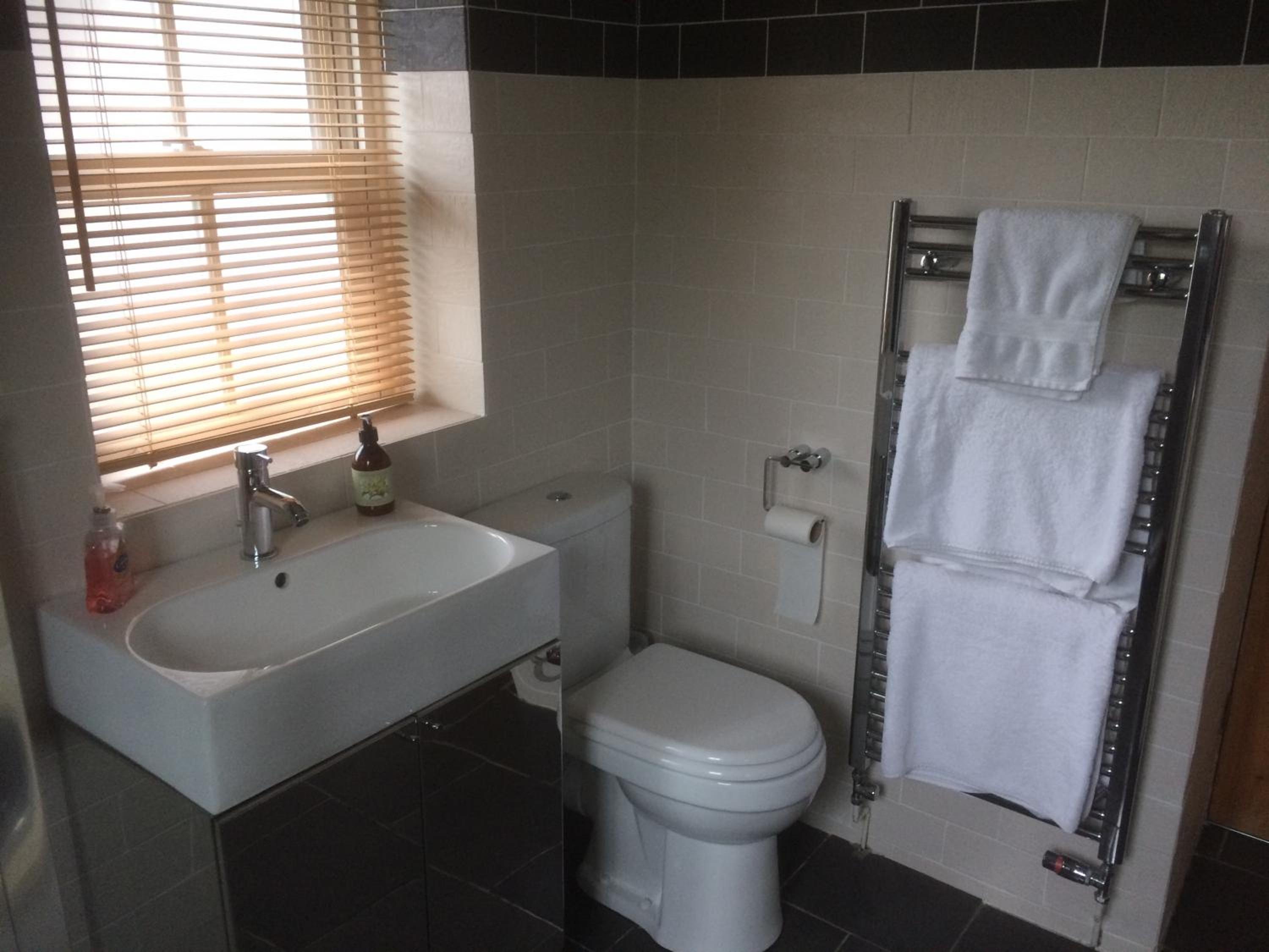 Double Room with Garden View - Photo 9