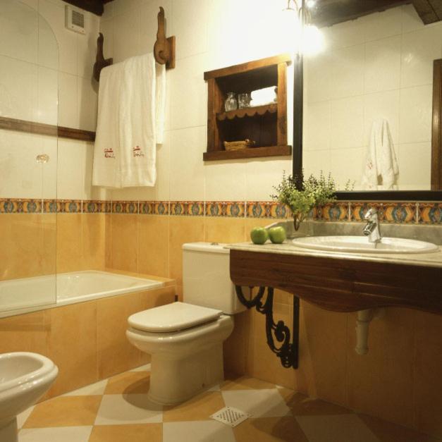 Three-Bedroom Townhouse photo 3