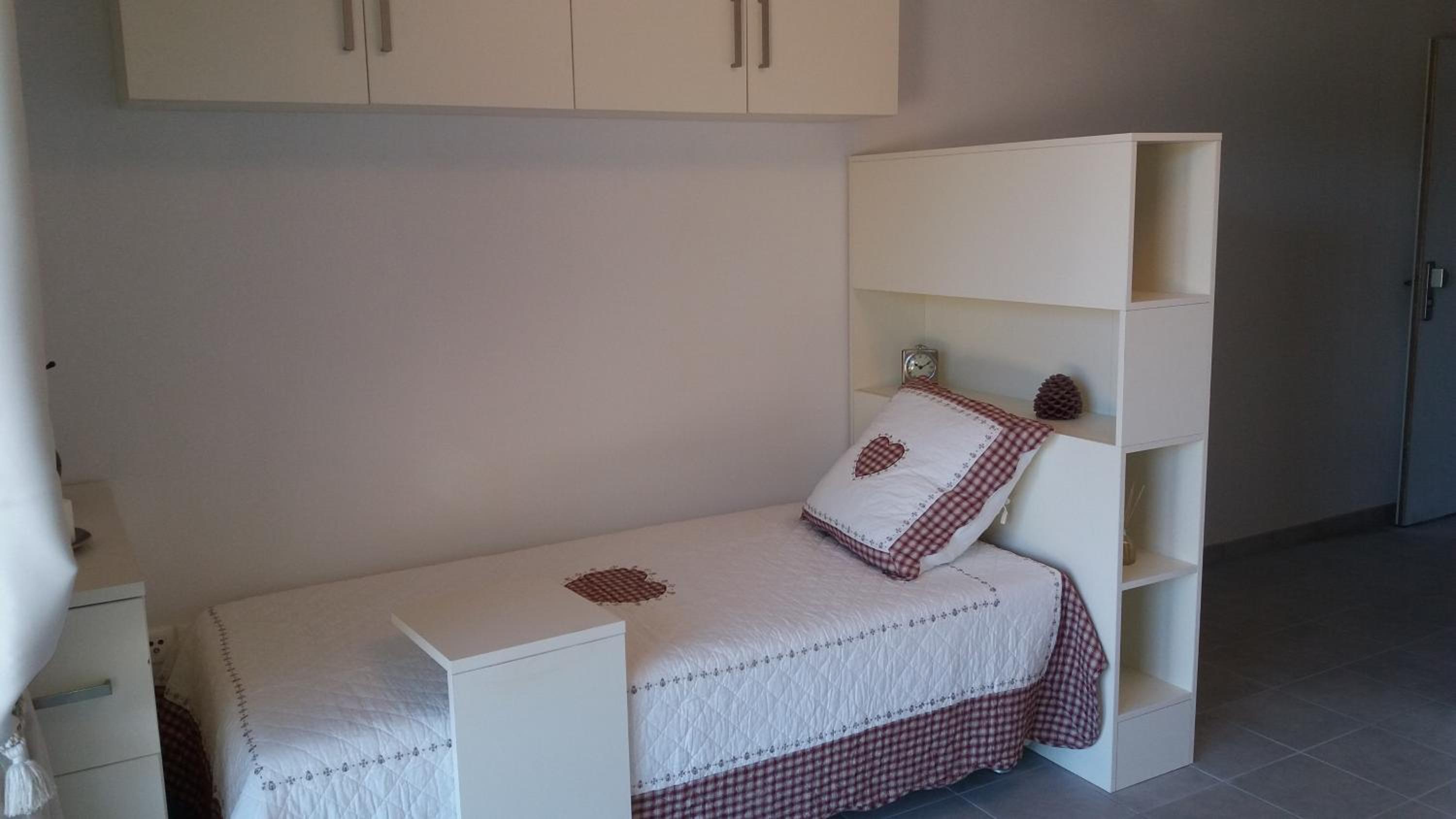 Studio Apartment photo 2