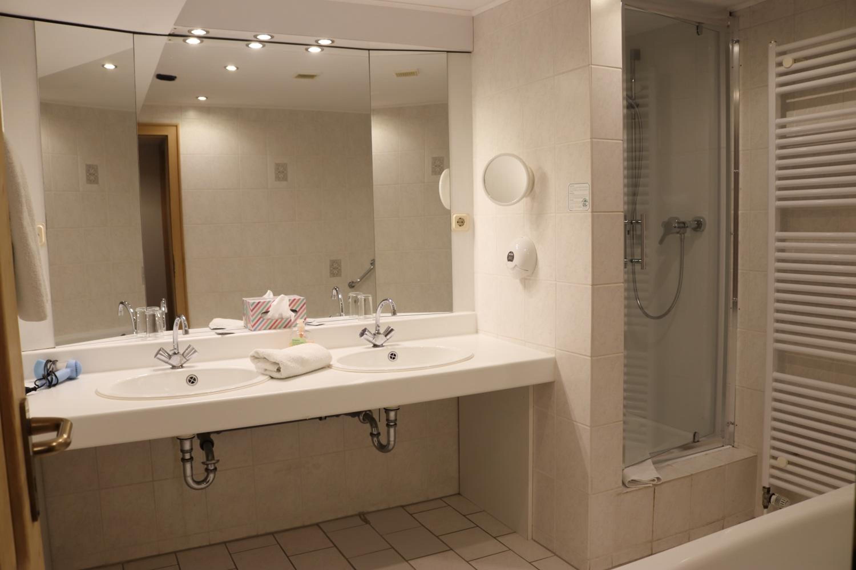 Comfort Double Room - Photo 9