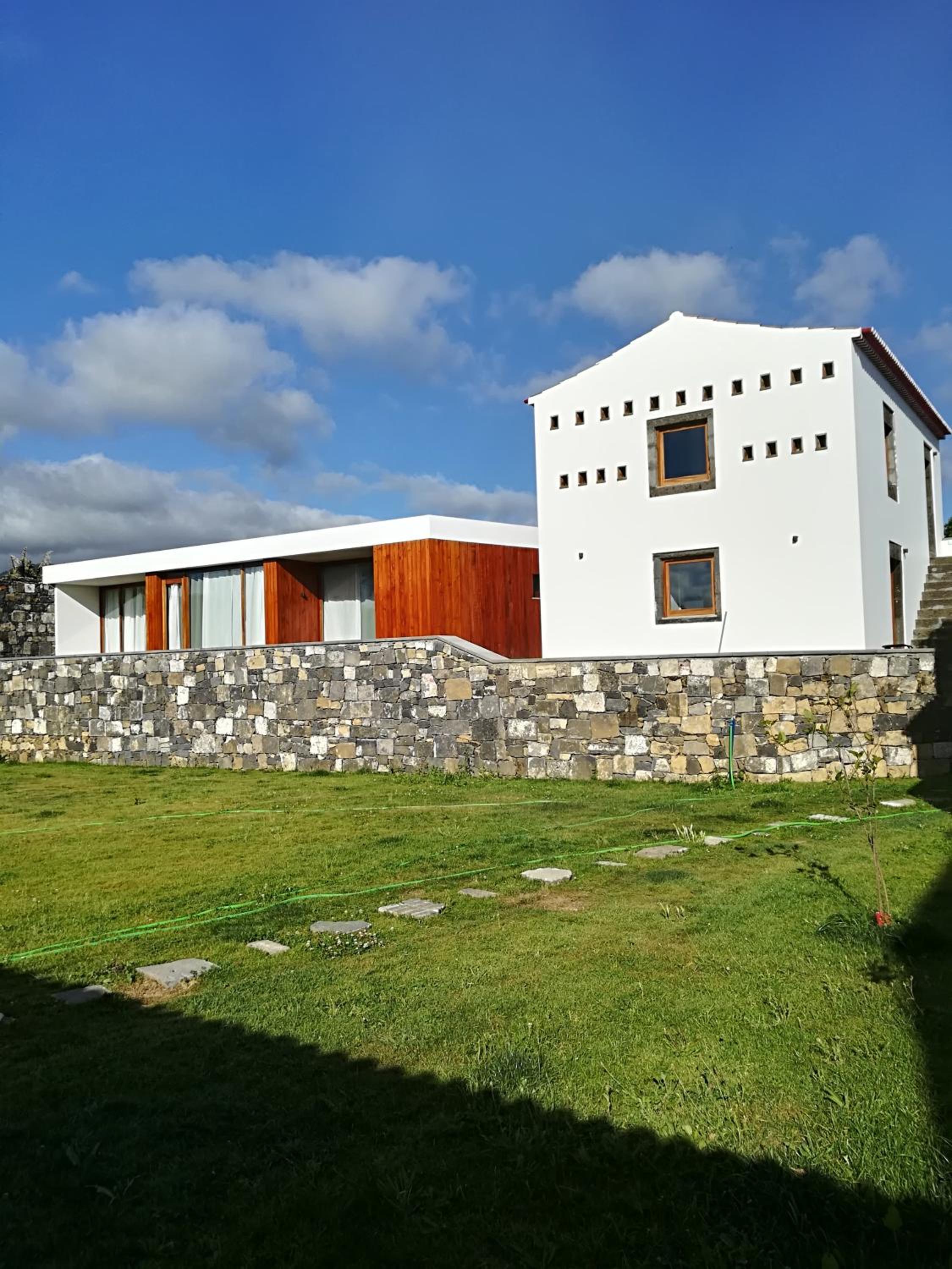 Three-Bedroom Villa photo 3