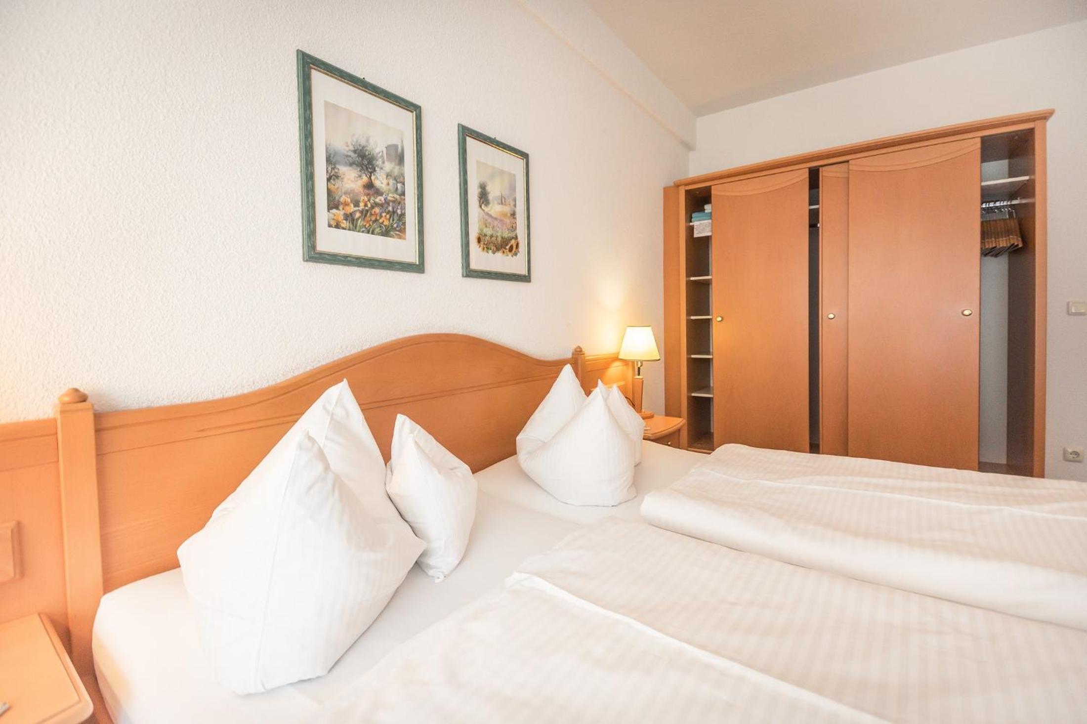 Standard Double Room - Main Building, photo 7