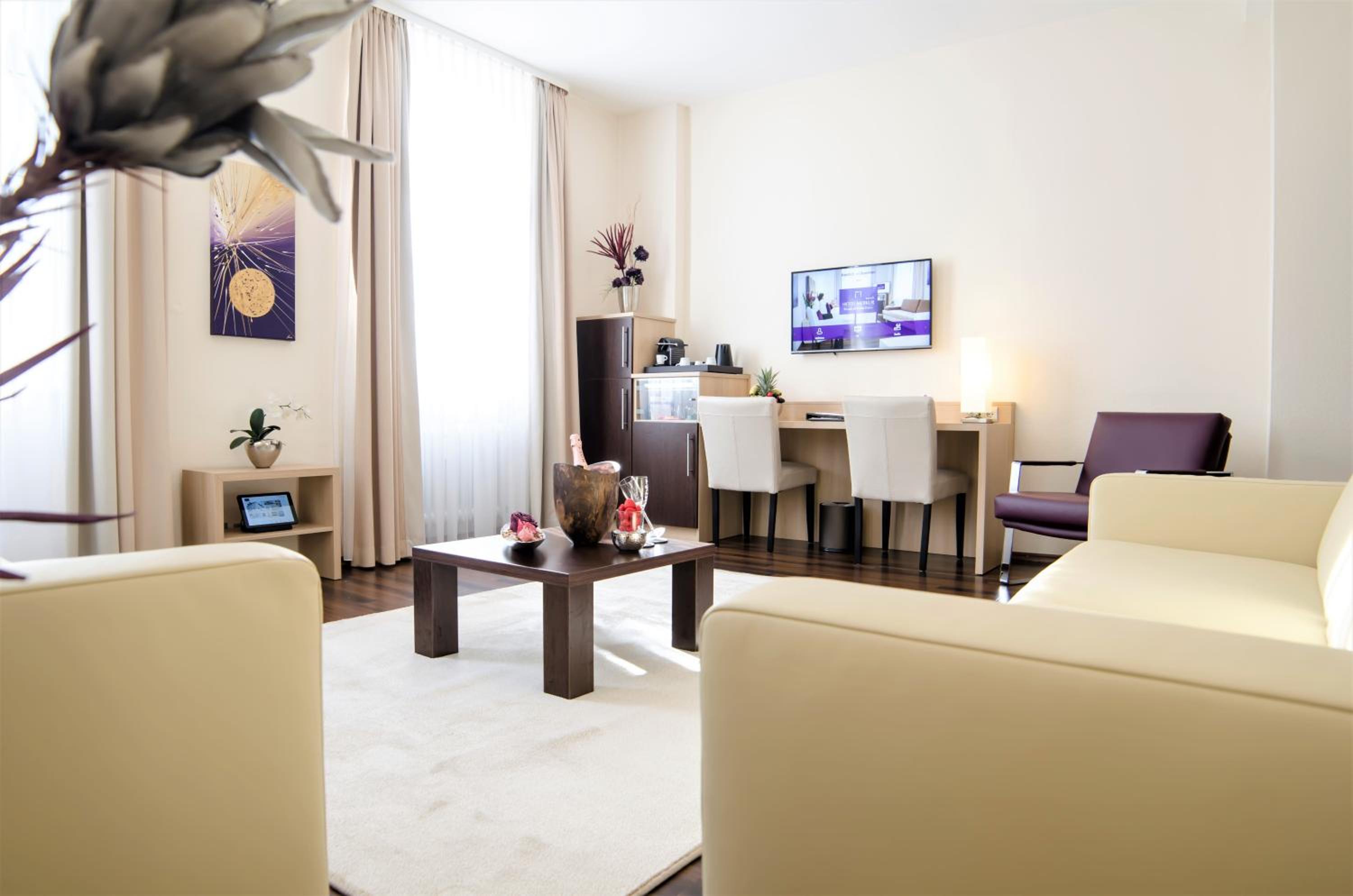Junior Suite - Photo 11