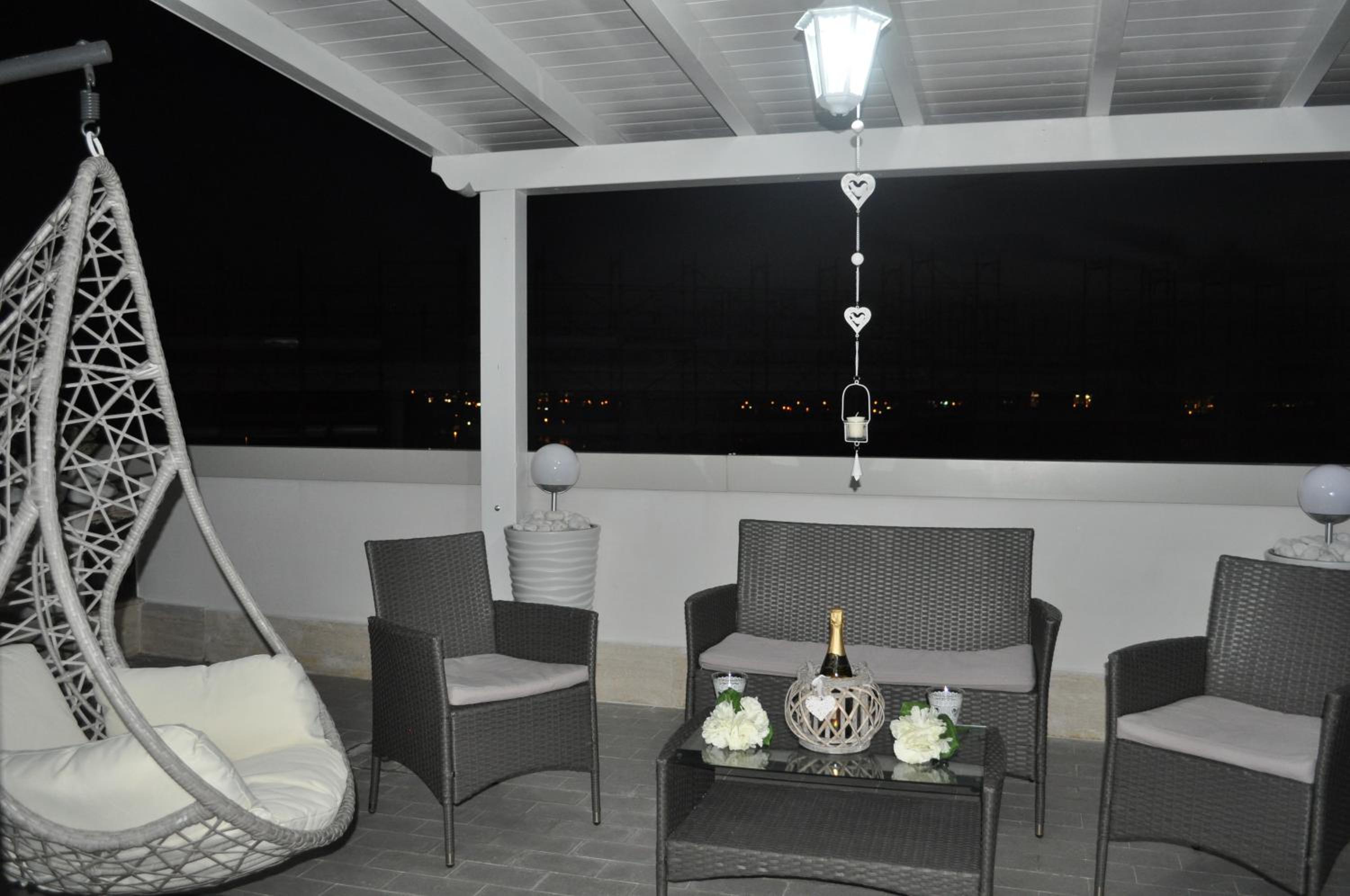 Penthouse Apartment - Photo 21
