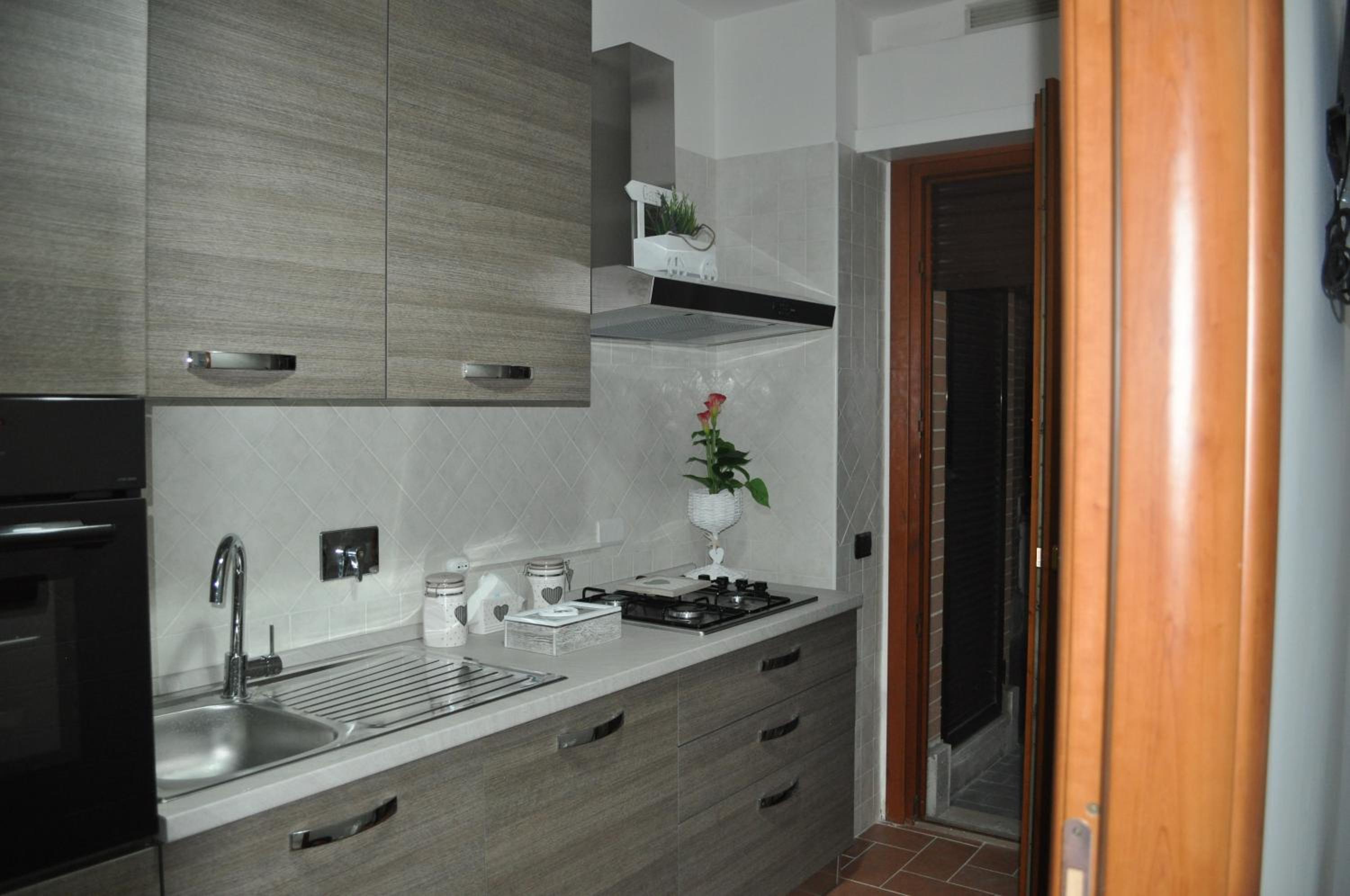 Penthouse Apartment - Photo 34