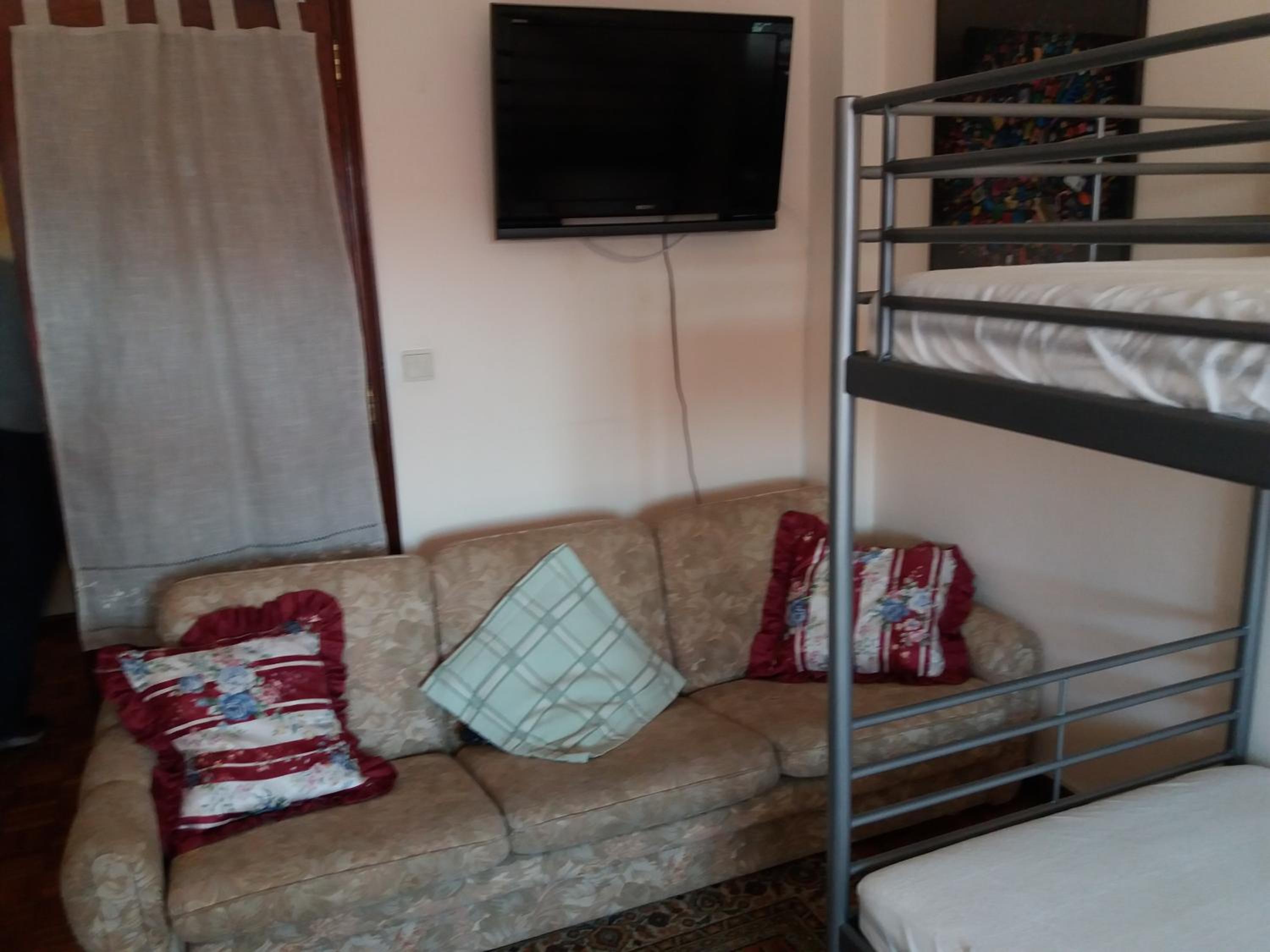 Quadruple Room - Photo 10