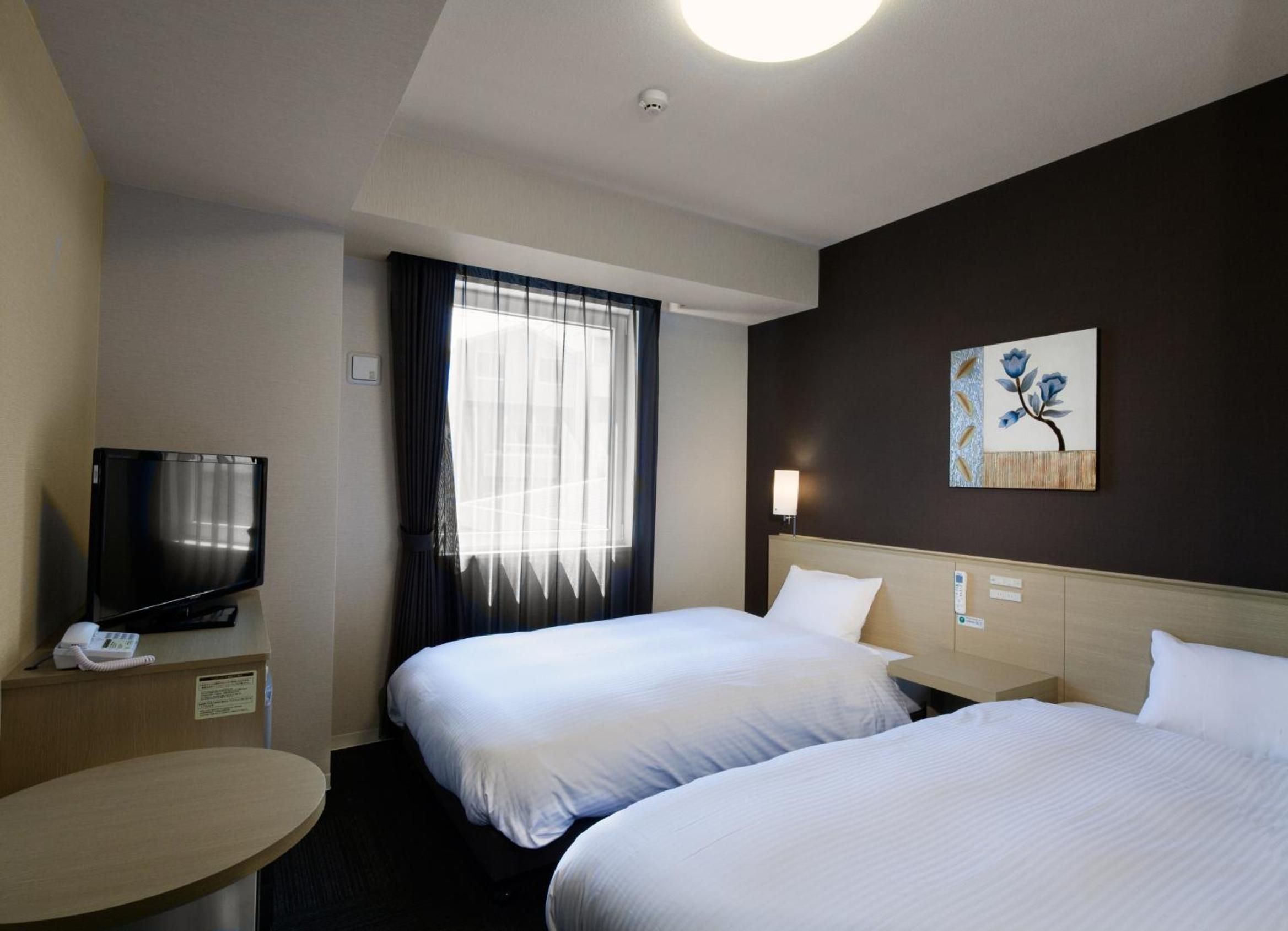 Twin Room - Non-Smoking
