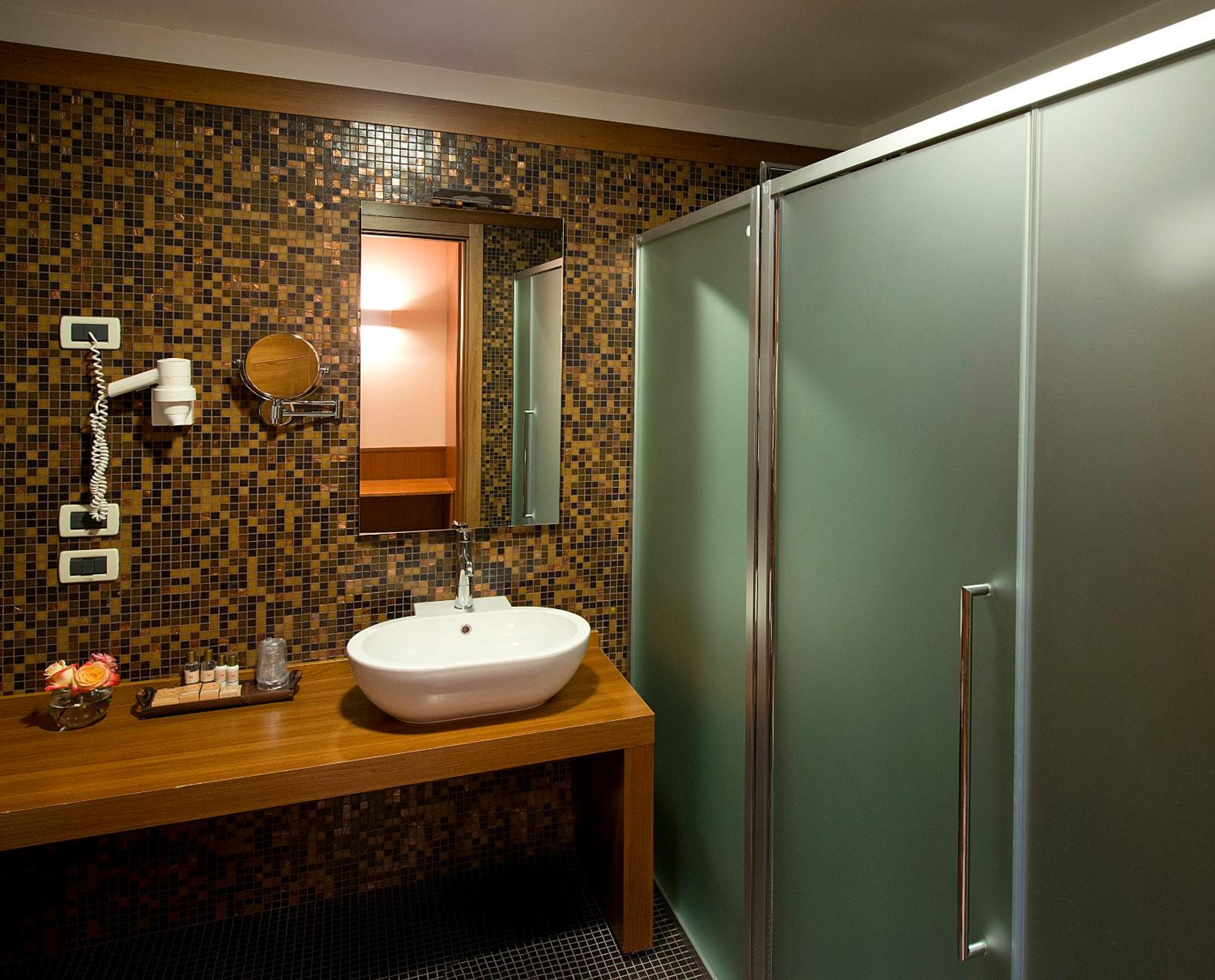 Superior Double or Twin Room - Photo 6