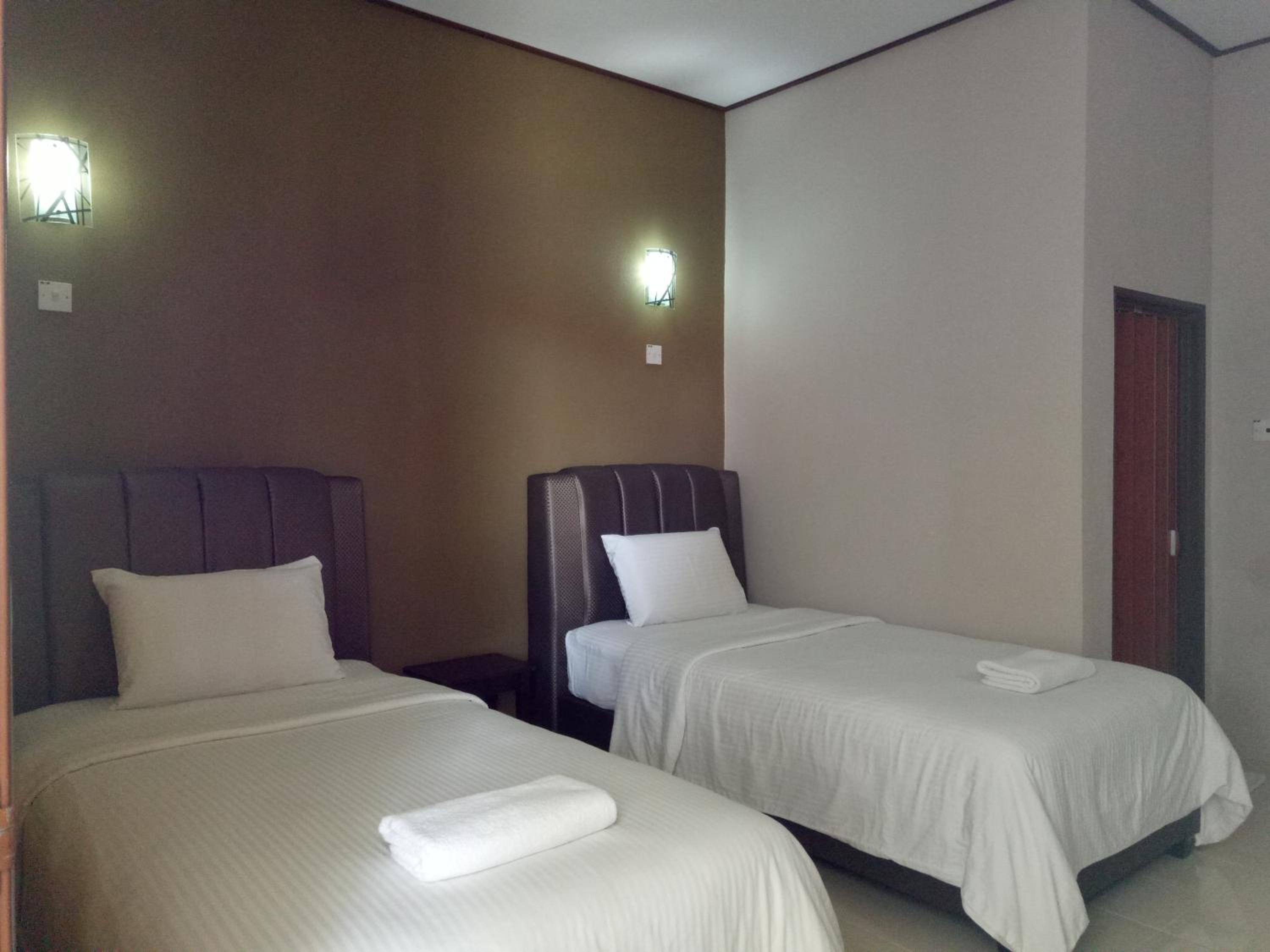 Standard Twin Room photo 3