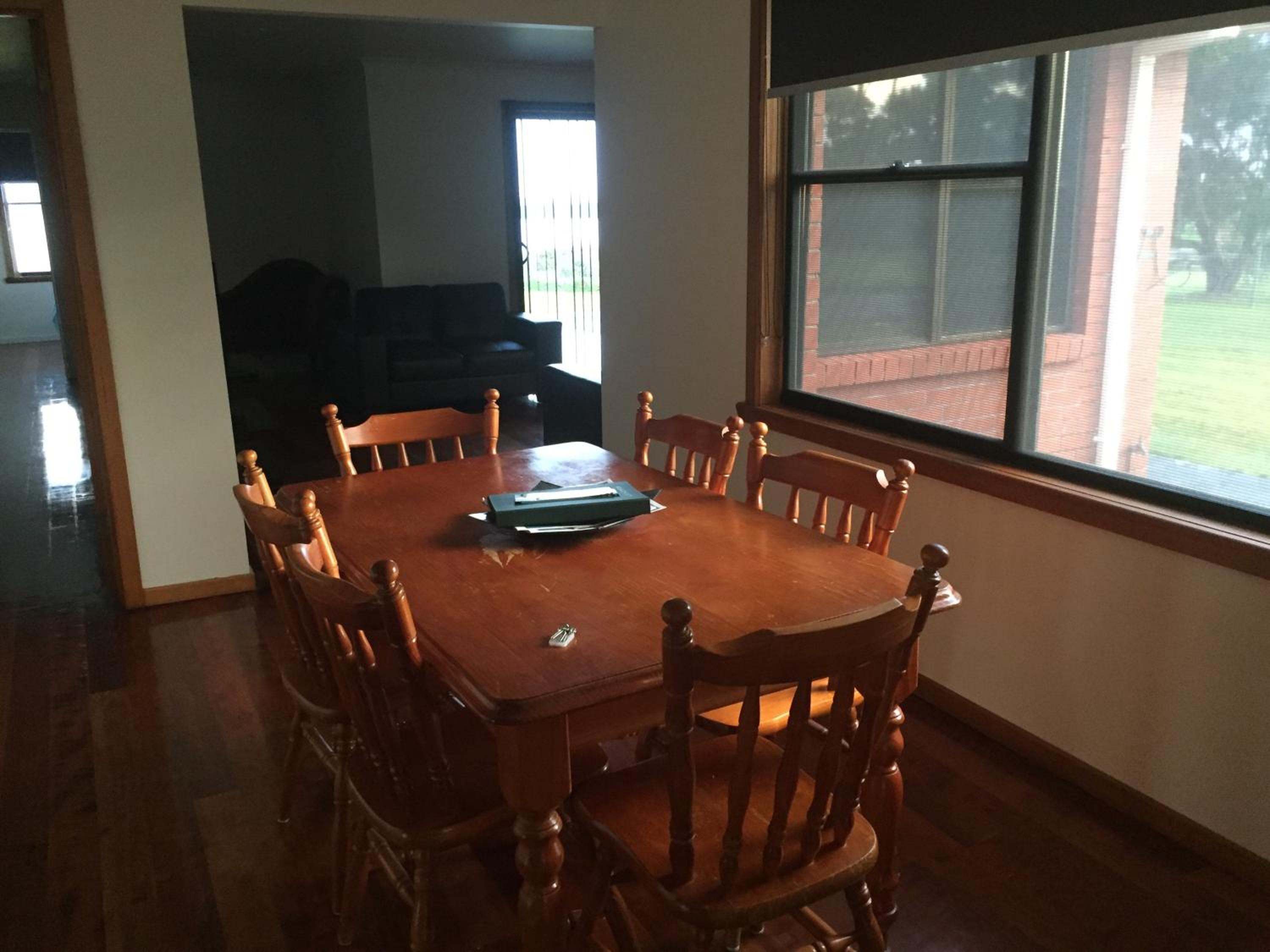 Four-Bedroom House - Photo 12