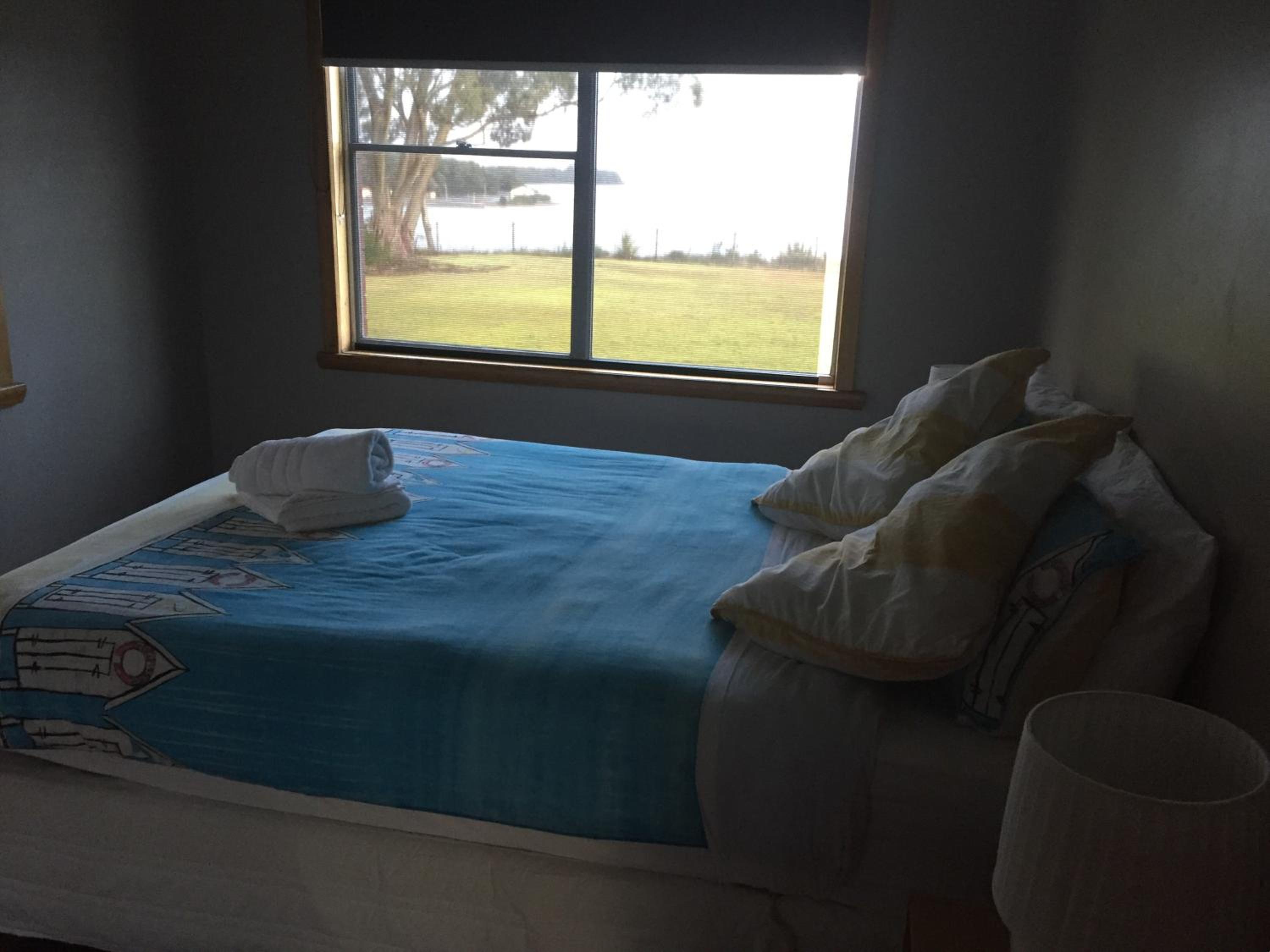 Four-Bedroom House - Photo 11