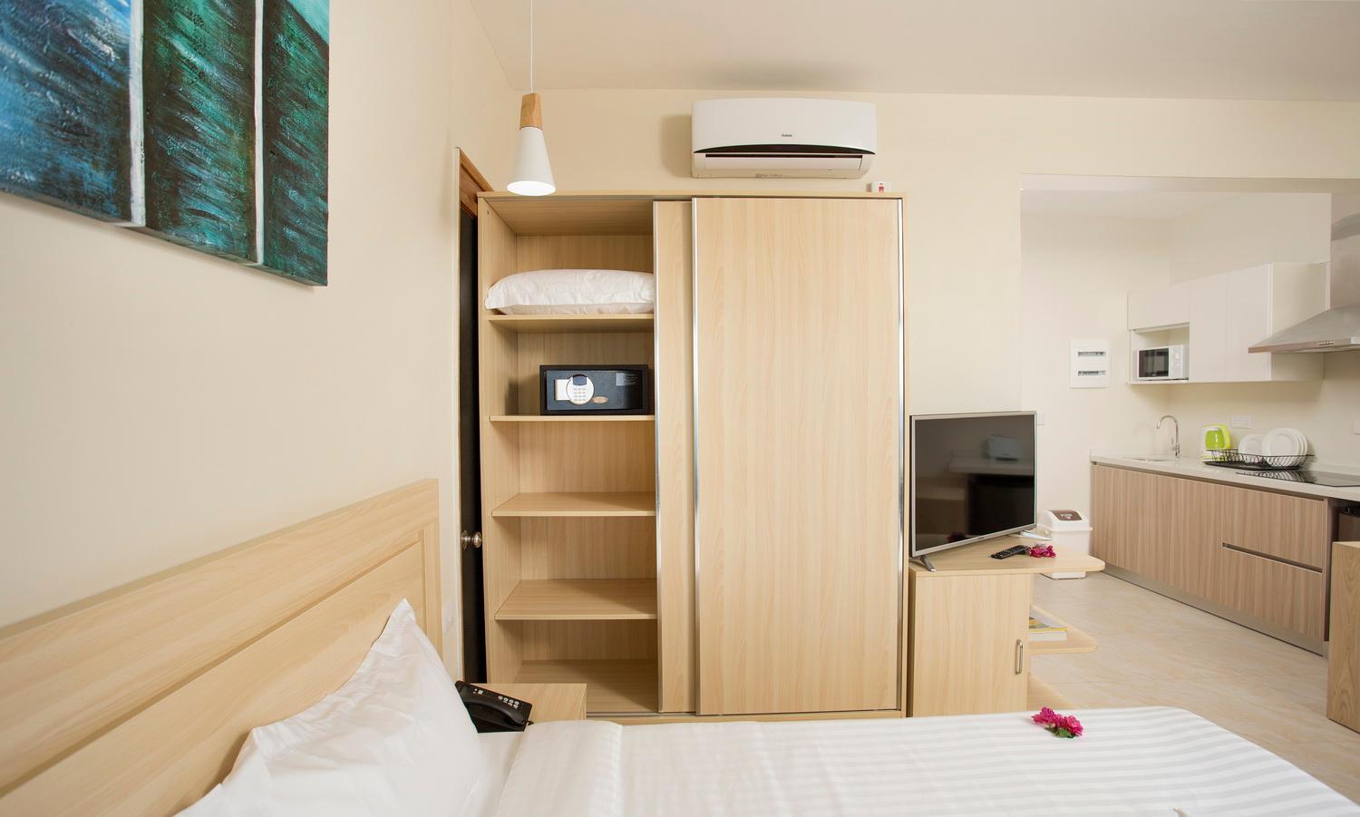 Triple Apartment photo 1