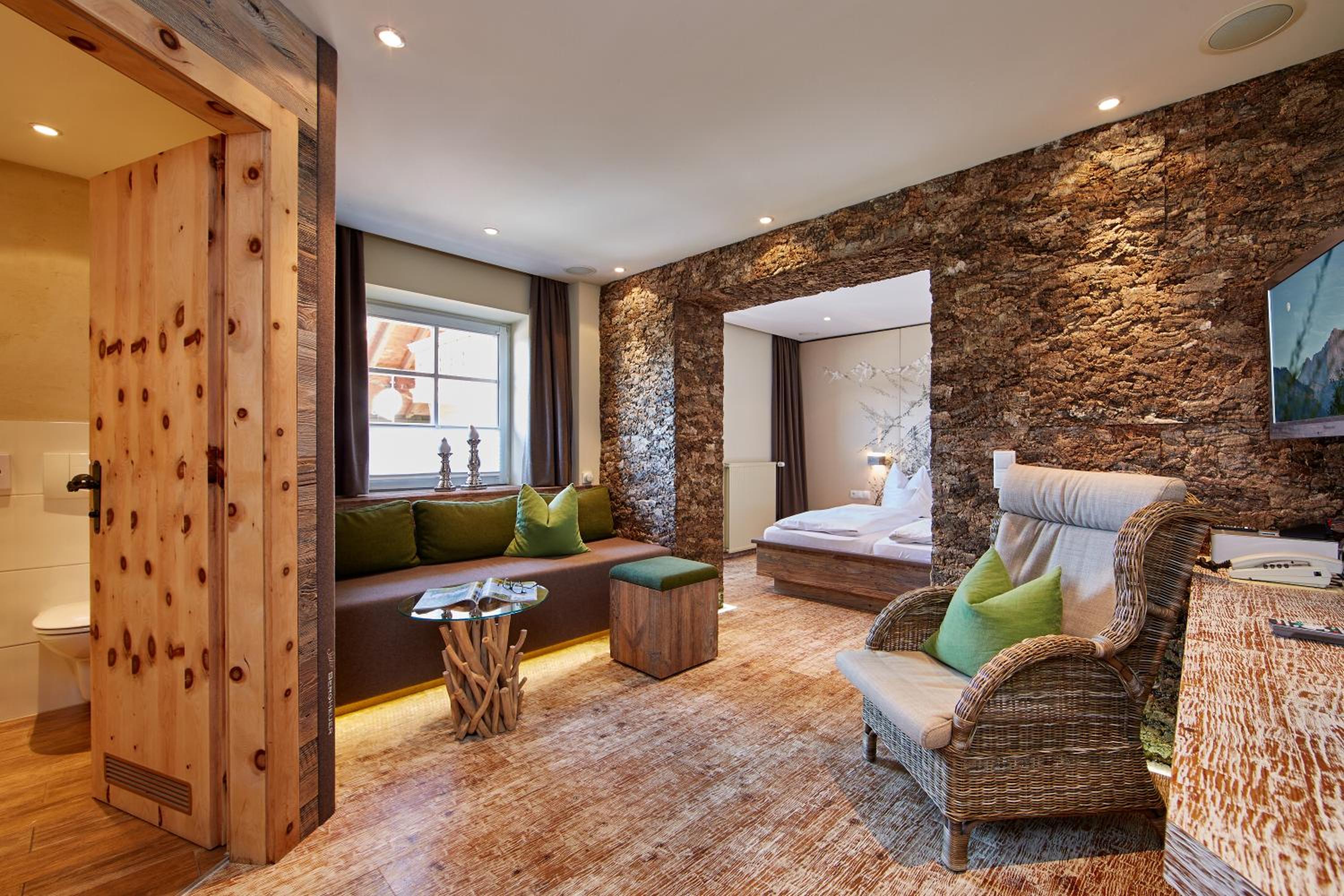 Junior Suite with Mountain View photo 1