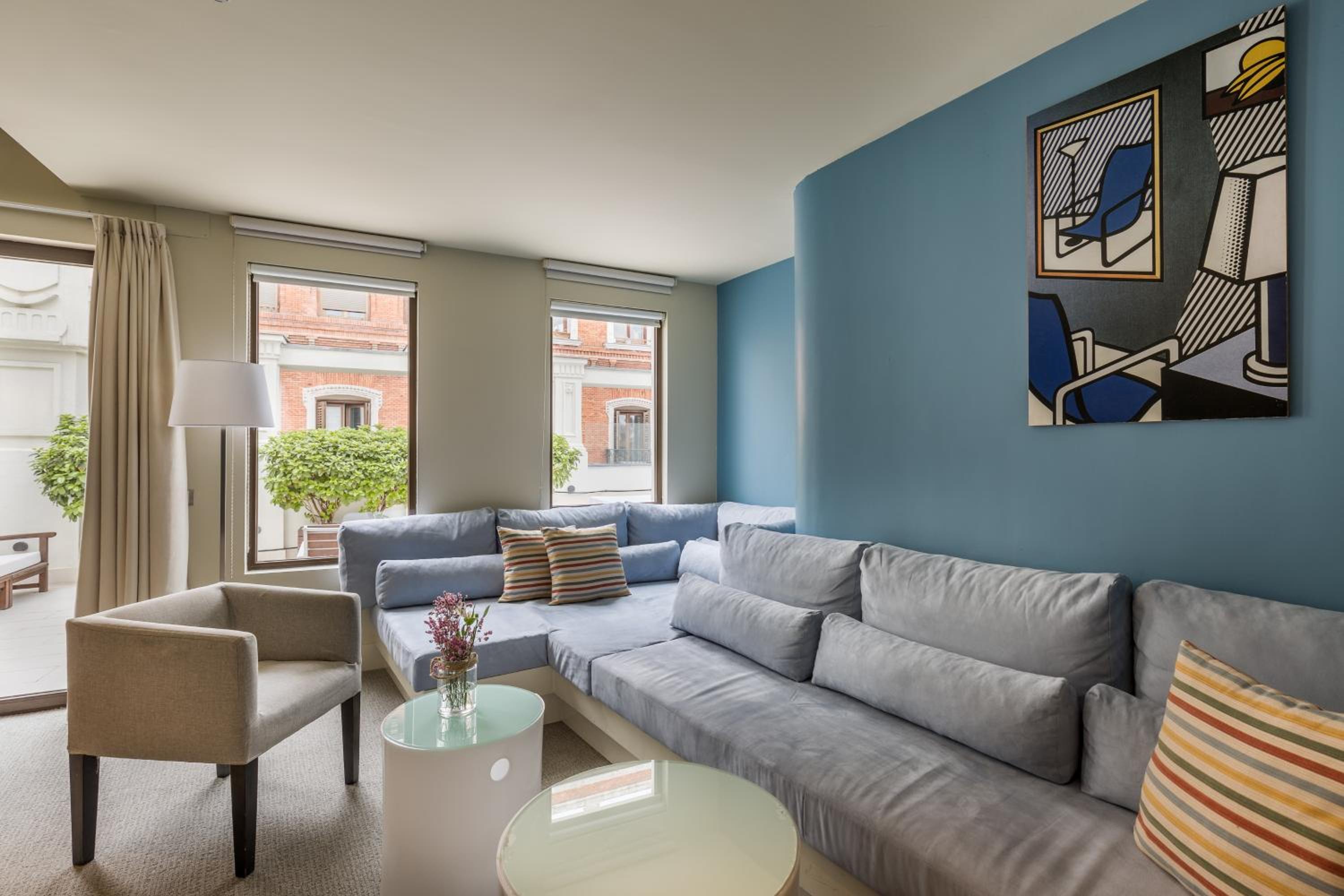 Duplex Suite with Terrace thumbnail 5