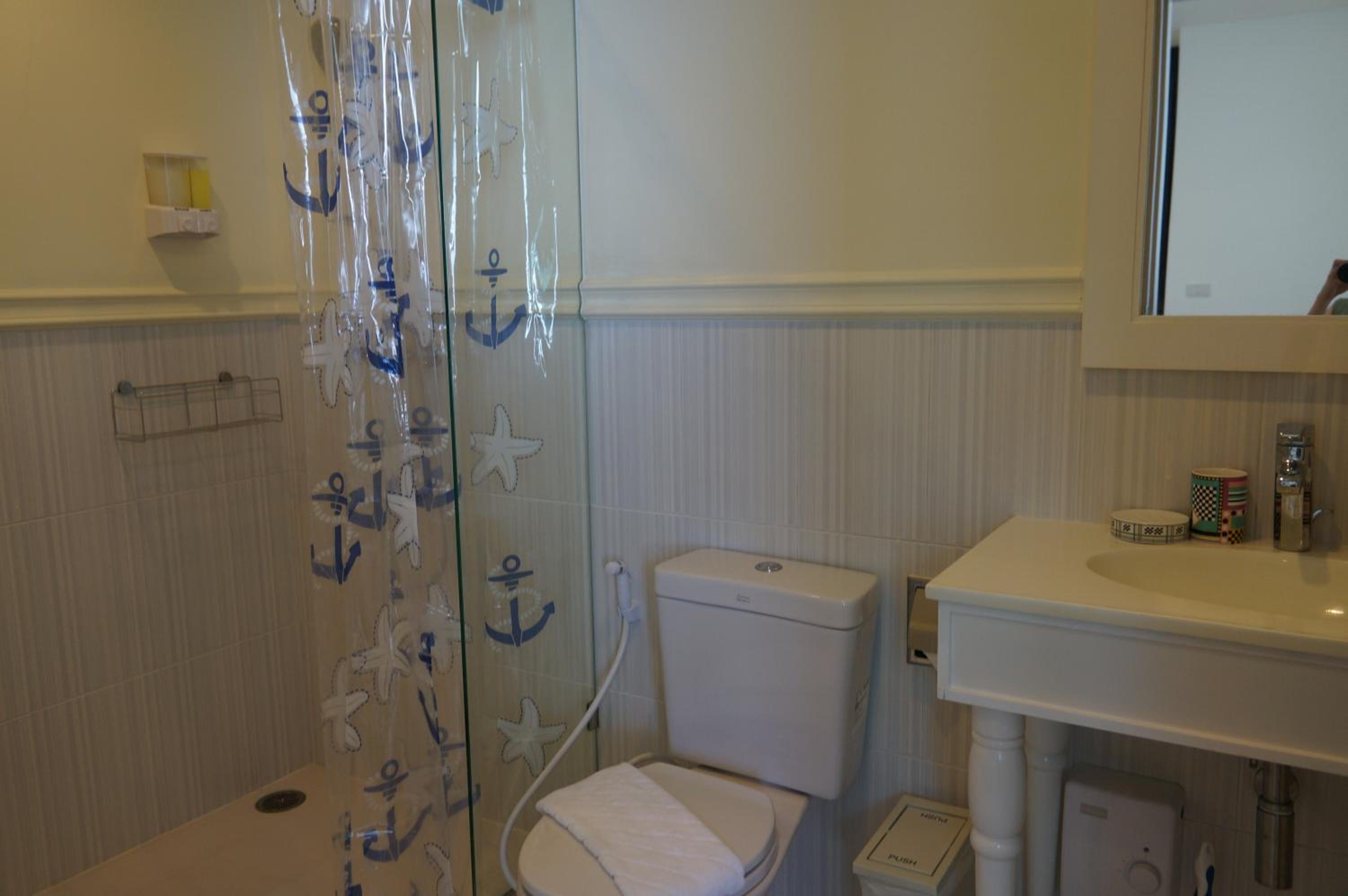 Apartment - Photo 12