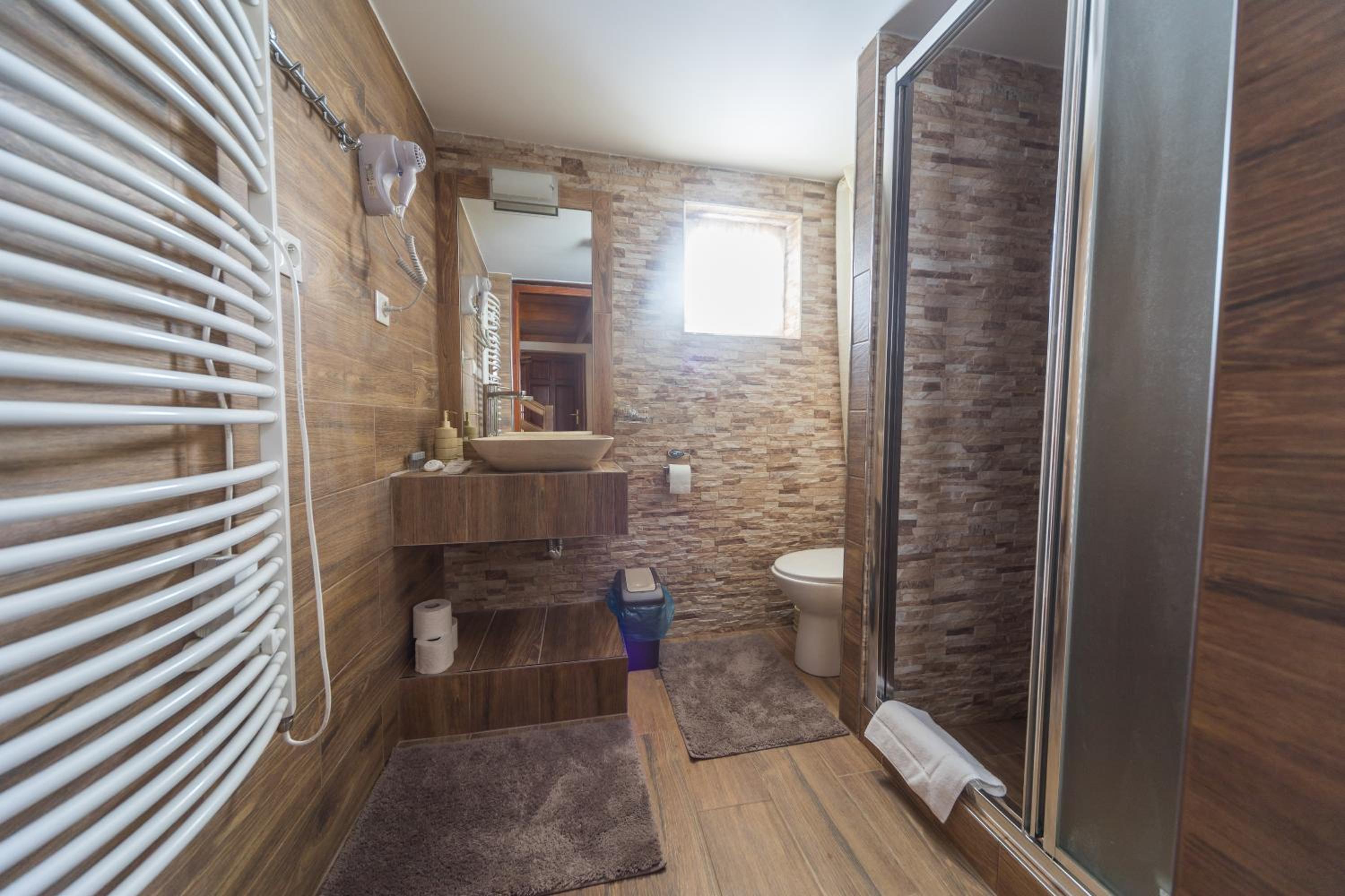 Two-Bedroom House photo 3