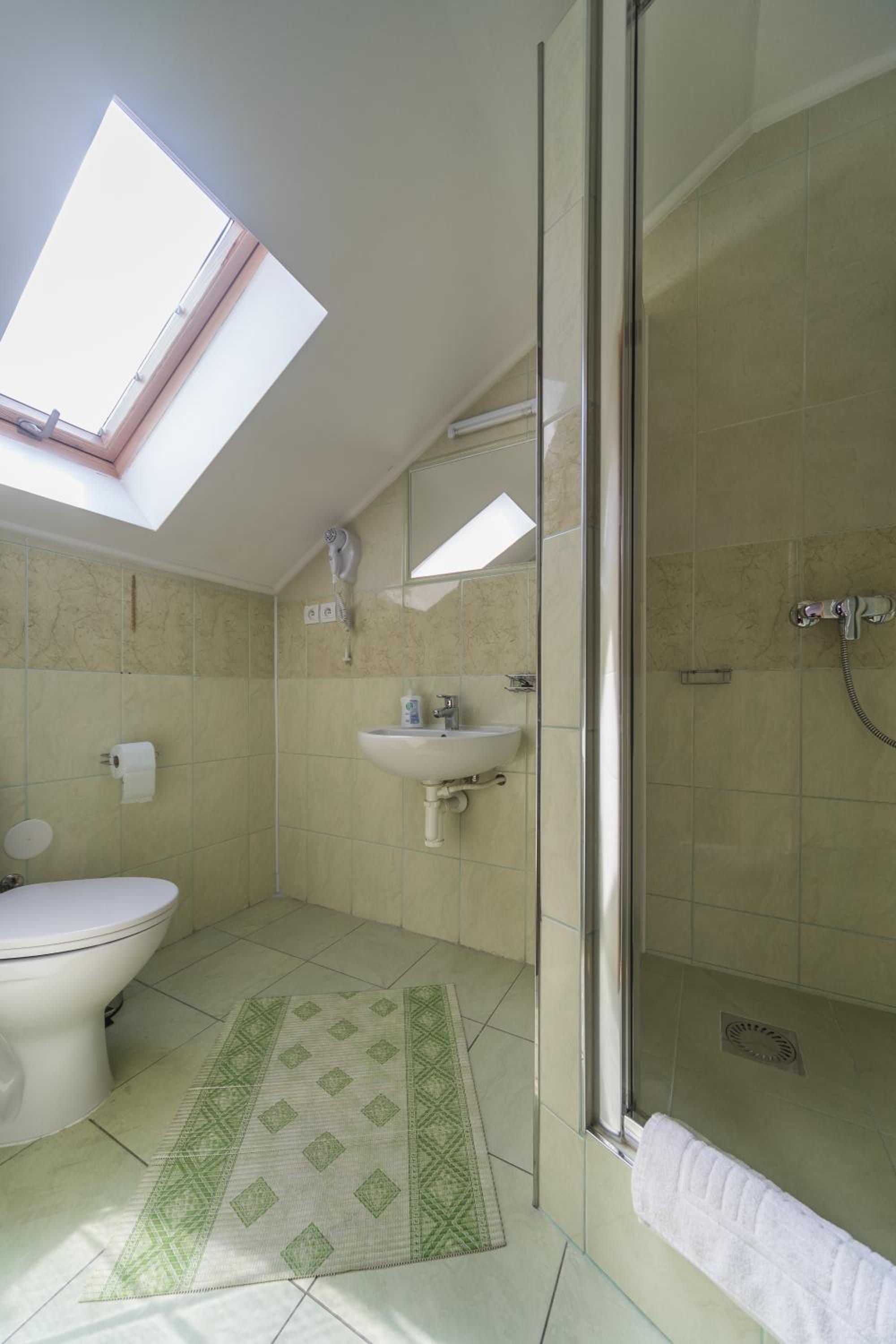 Double or Twin Room photo 2