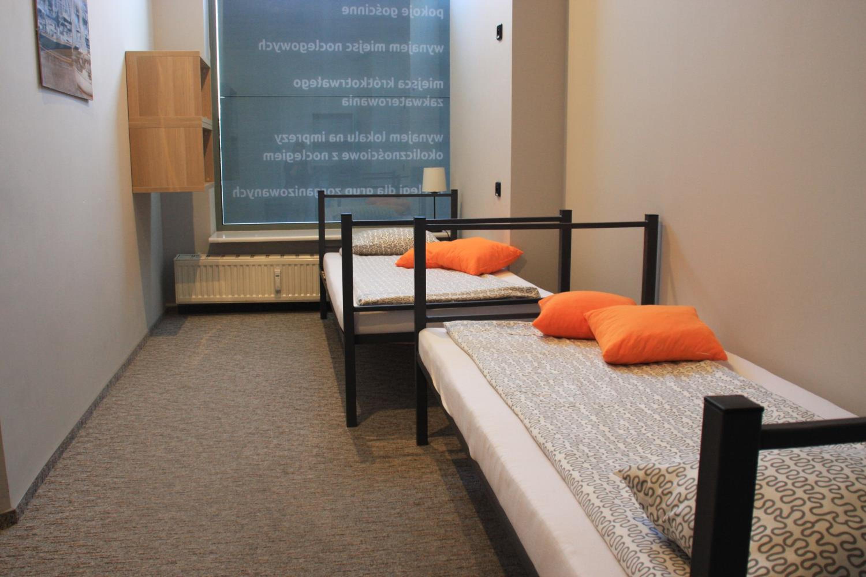 Bed in 4-Bed Dormitory Room photo 2