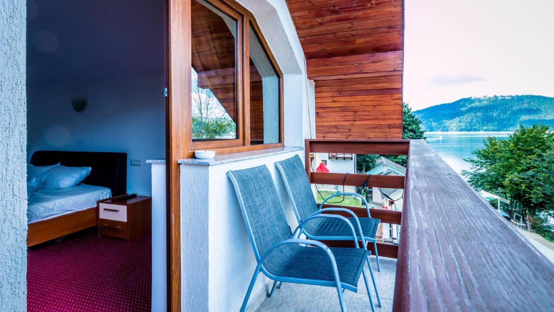 Double Room with Lake View