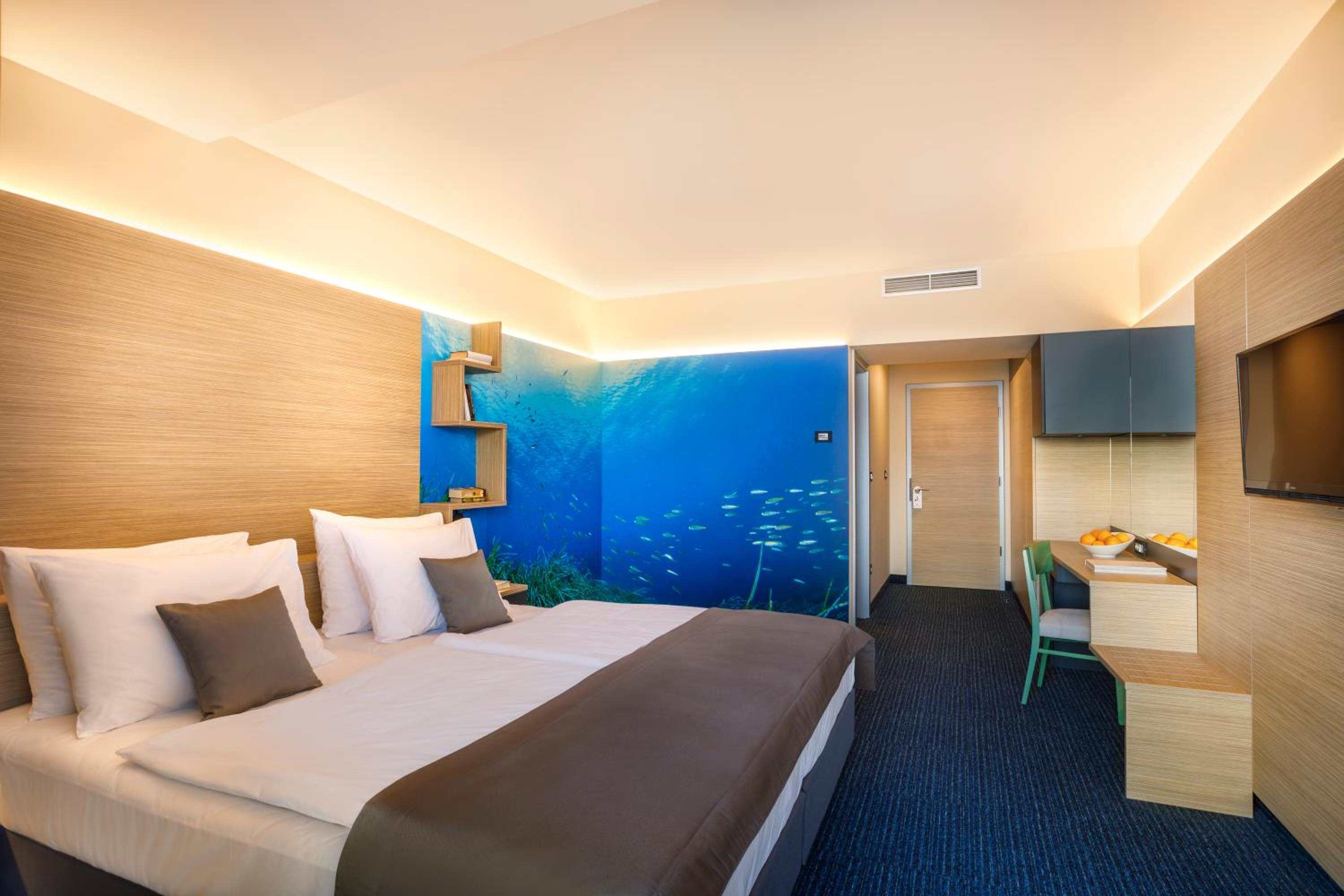 Superior Double or Twin Room with Balcony and Sea View