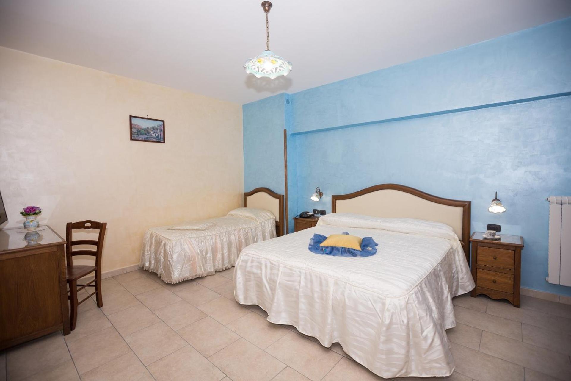 Triple Room photo 1