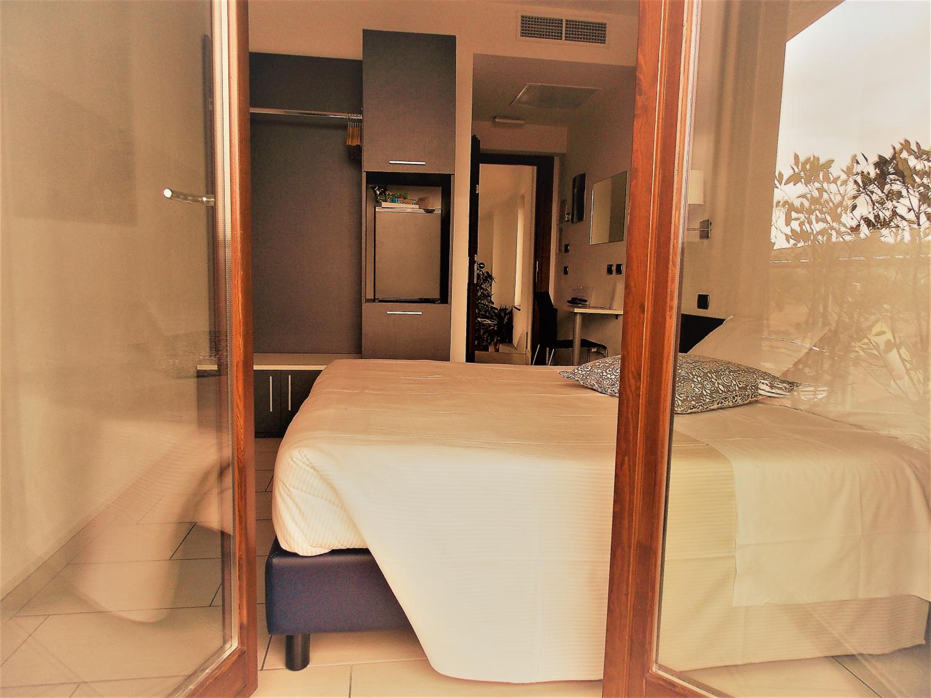 Economy Double Room - Photo 3