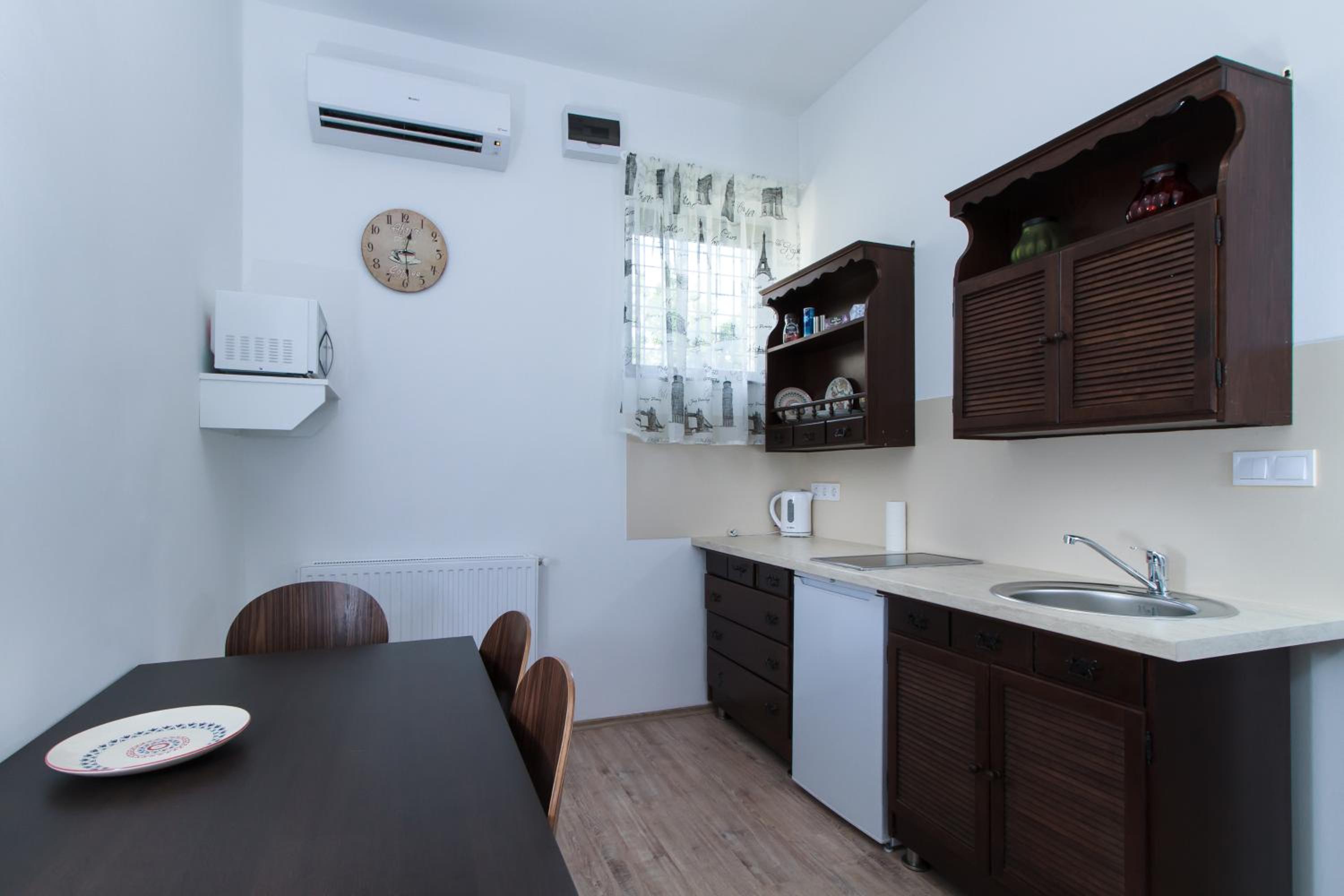 Apartment - Photo 6