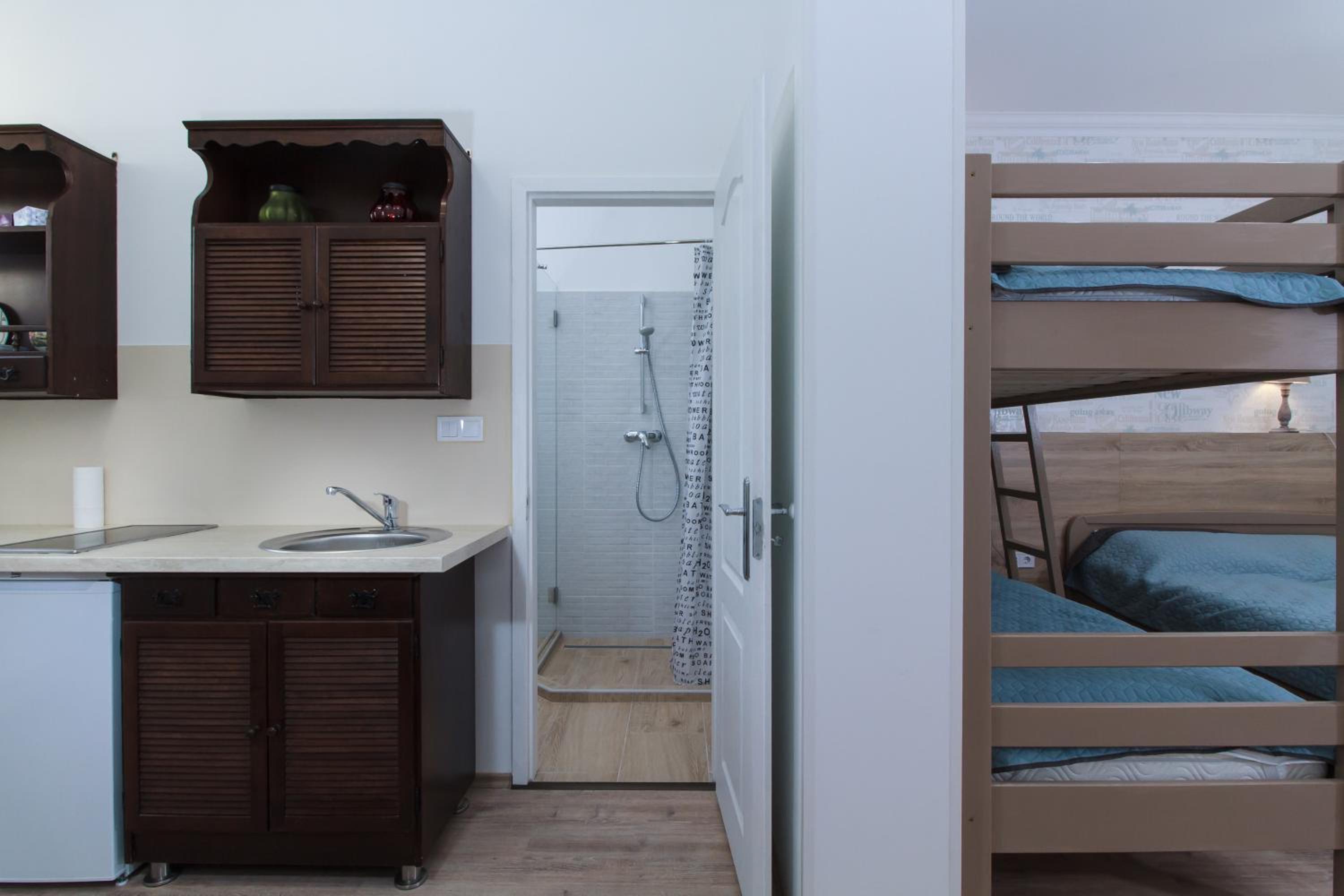 Apartment - Photo 10