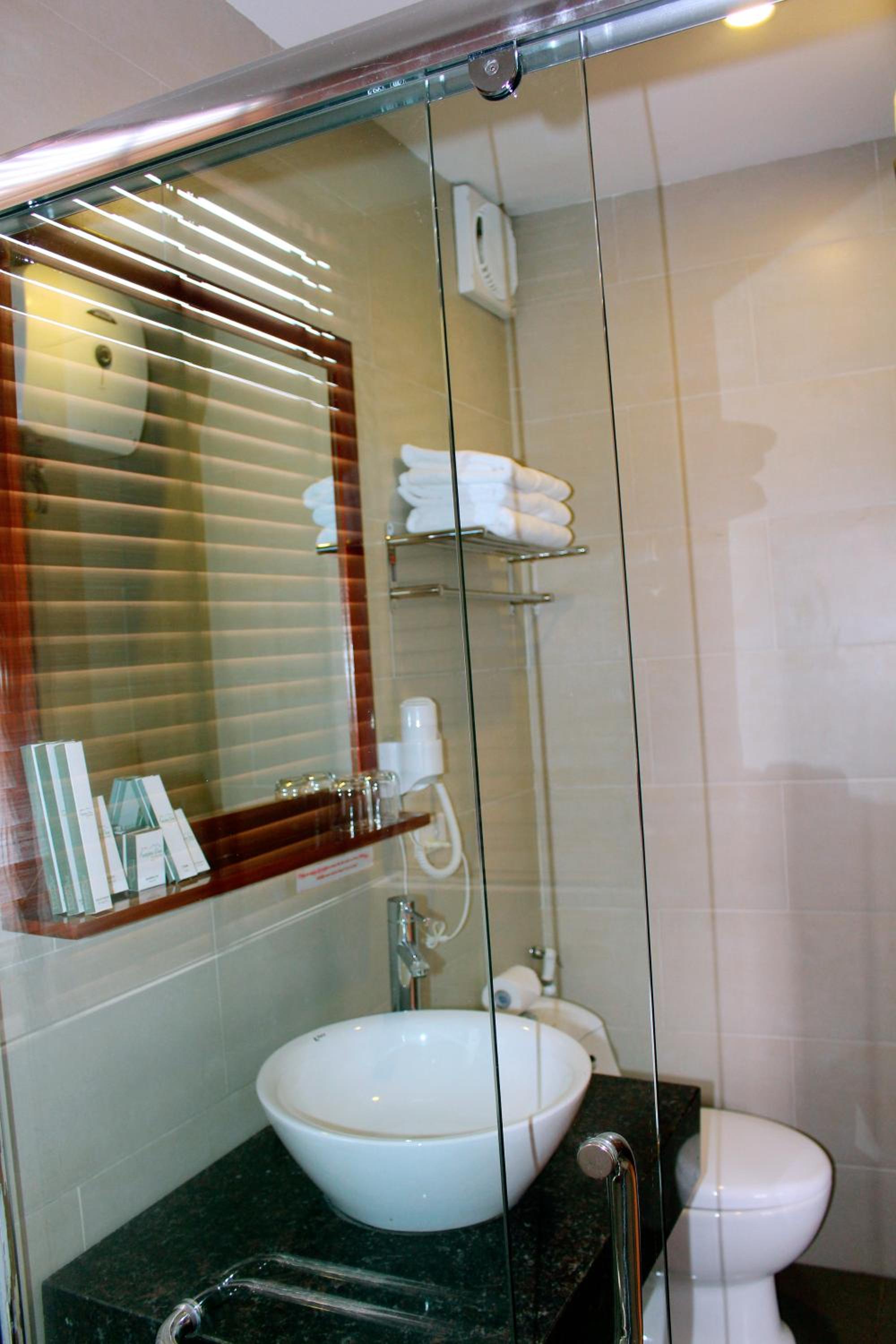 Superior Double or Twin Room - Photo 10