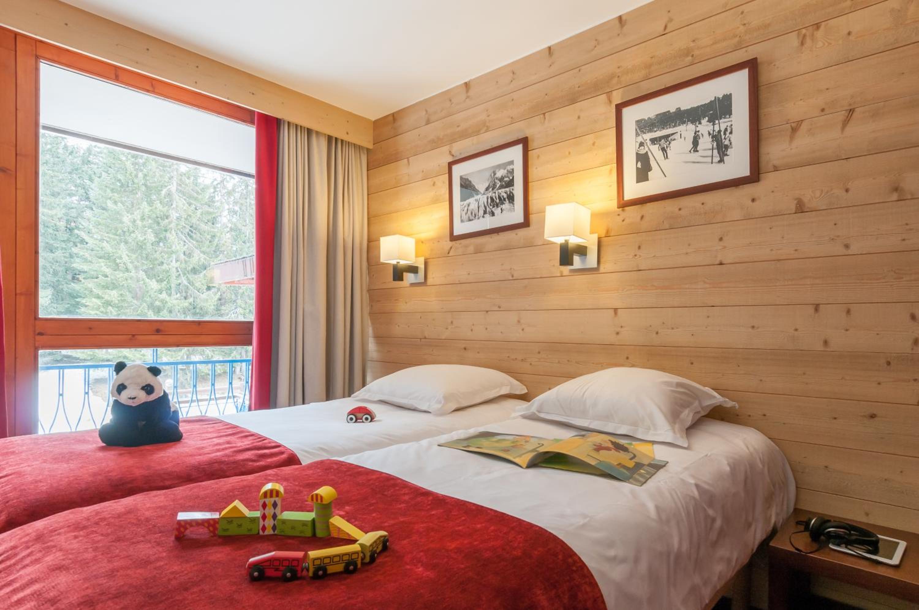 Two-Bedroom Apartment with Balcony (6 People)